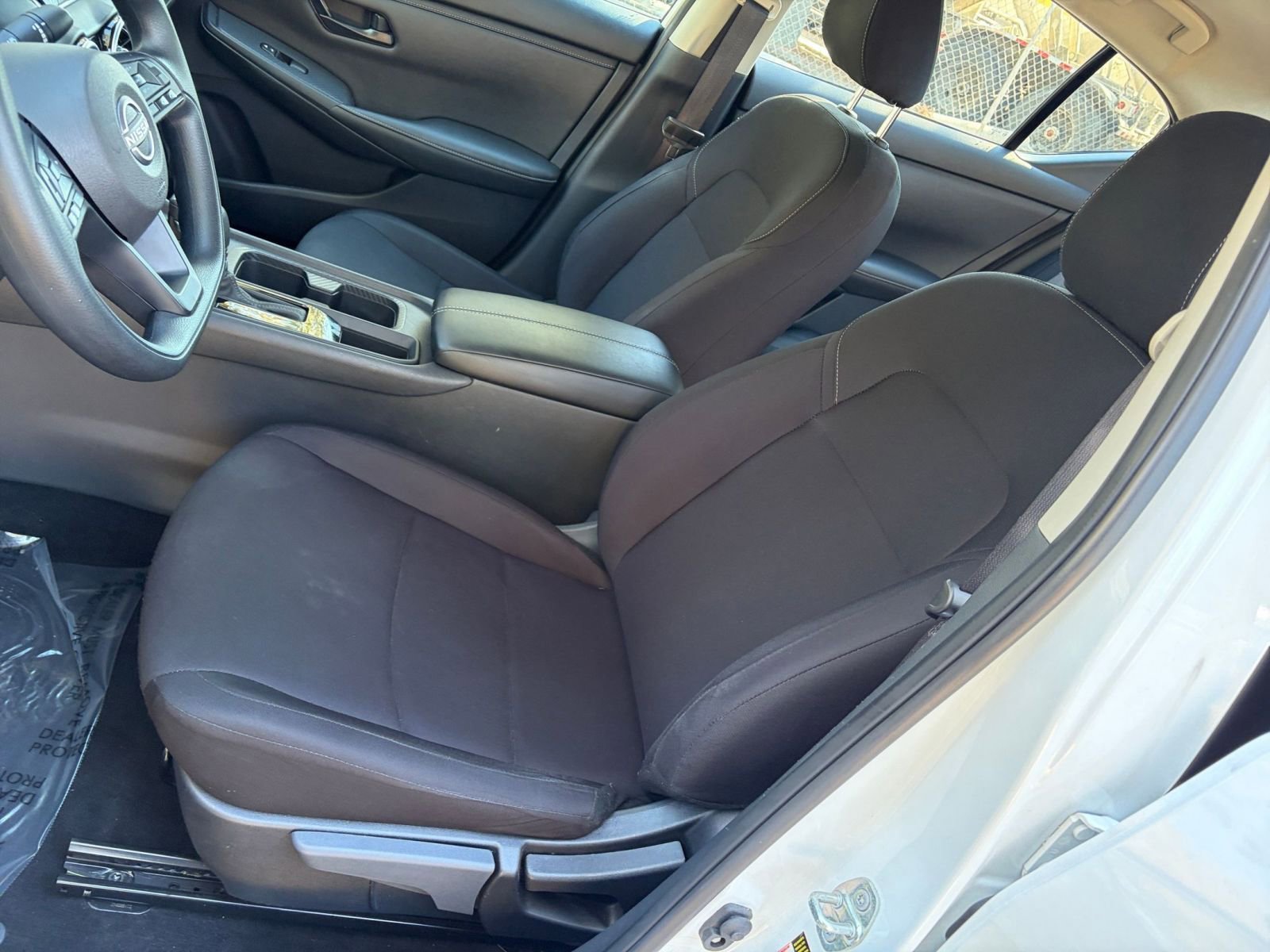 Thumbnail: 2025 Nissan Sentra - 32