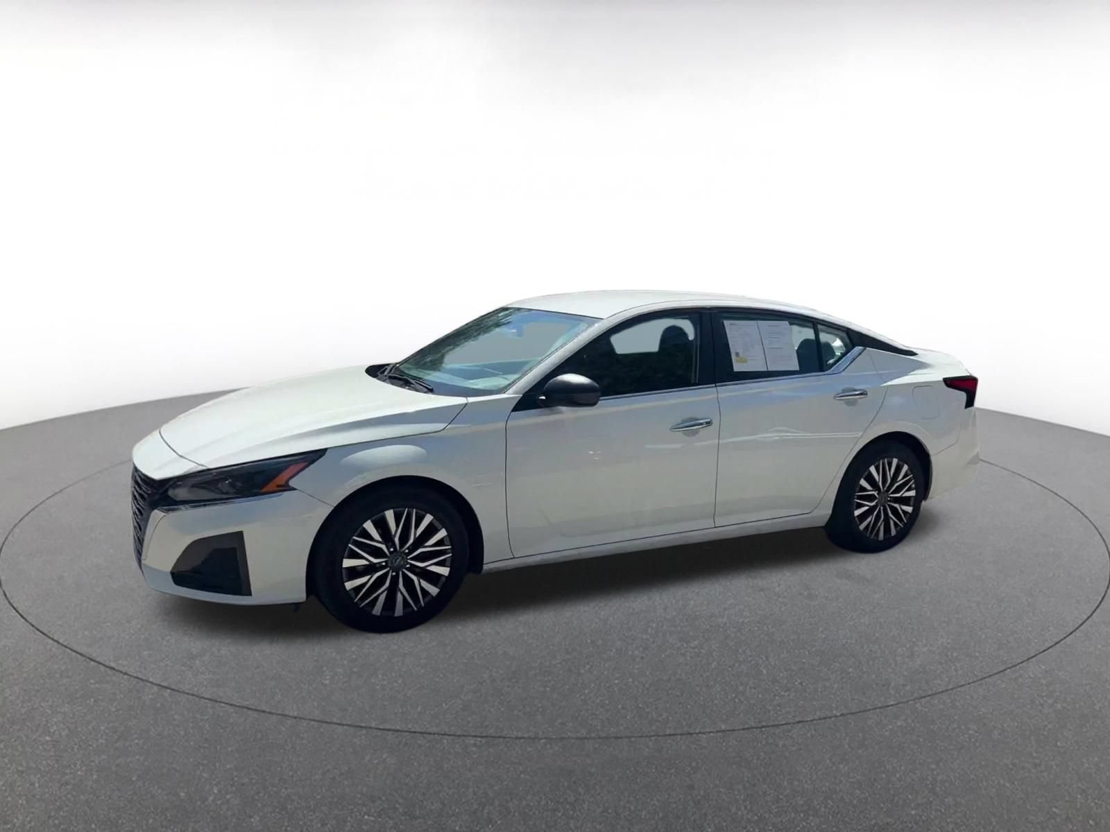Thumbnail: 2025 Nissan Altima - 6