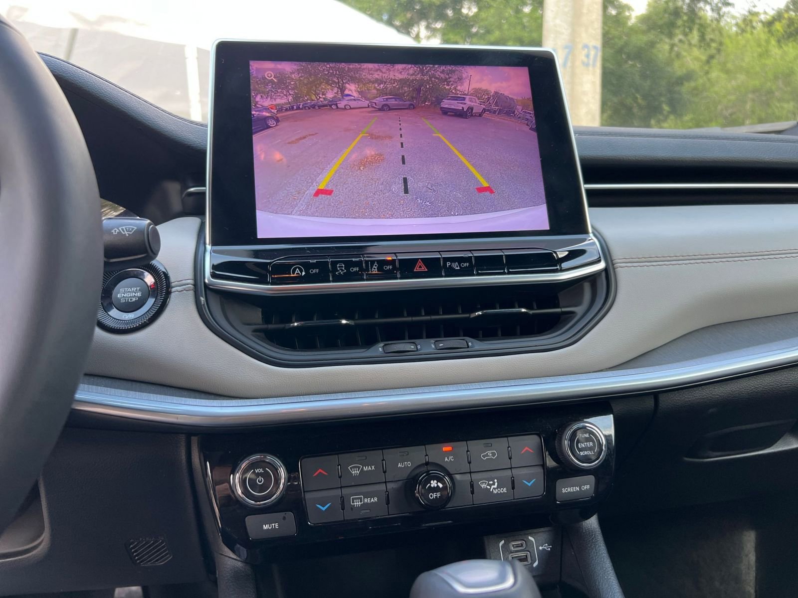 Thumbnail: 2025 Jeep Compass - 17