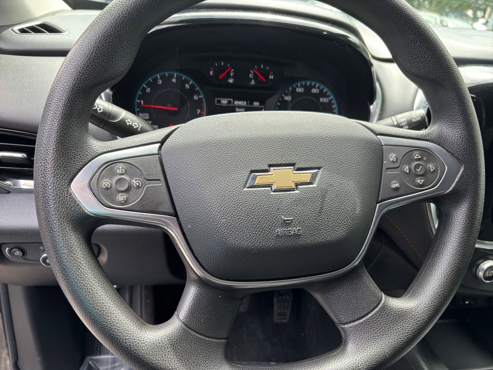 Thumbnail: 2021 Chevrolet Traverse - 28