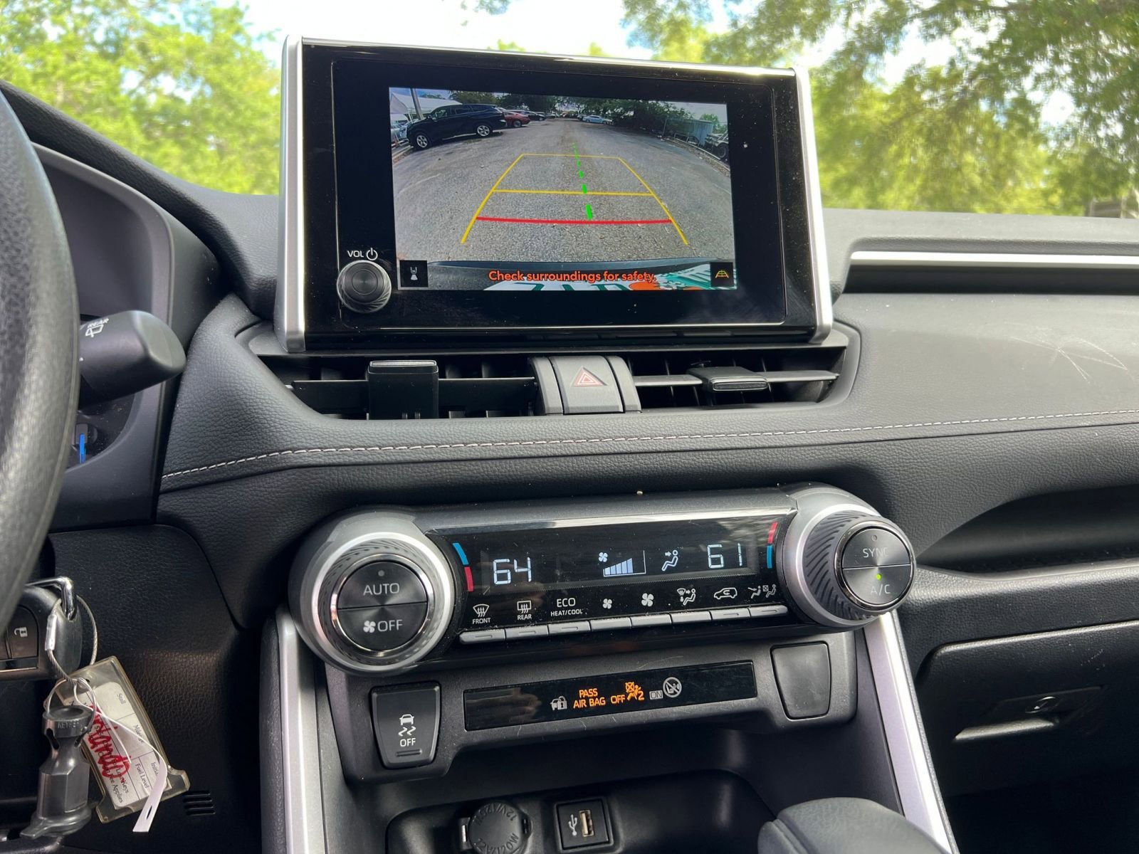 Thumbnail: 2025 Toyota RAV4 - 17