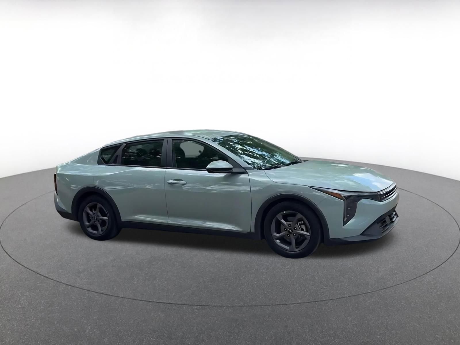 Thumbnail: 2025 Kia K4 - 2