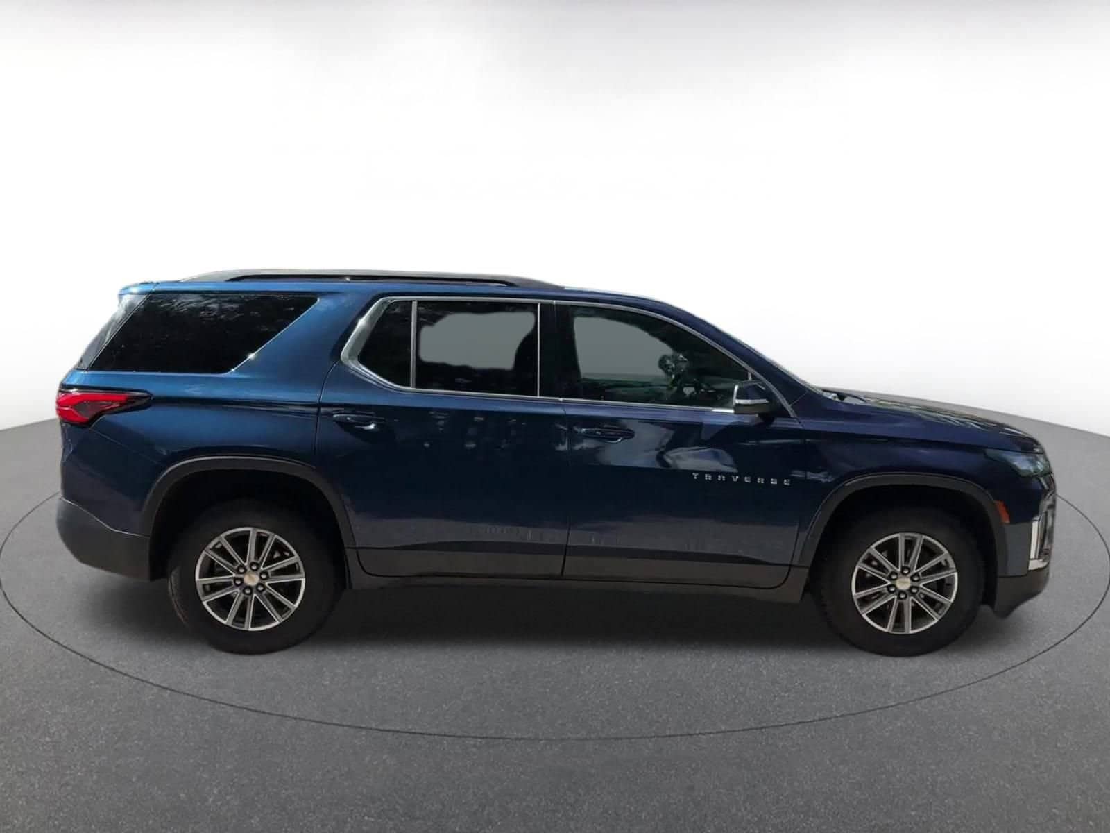 2023 Chevrolet Traverse LT 16