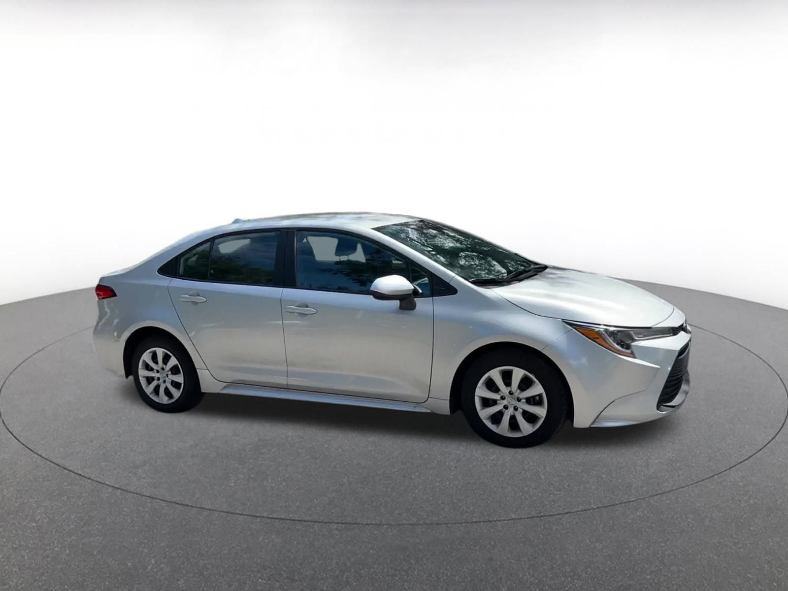 Thumbnail: 2024 Toyota Corolla - 2