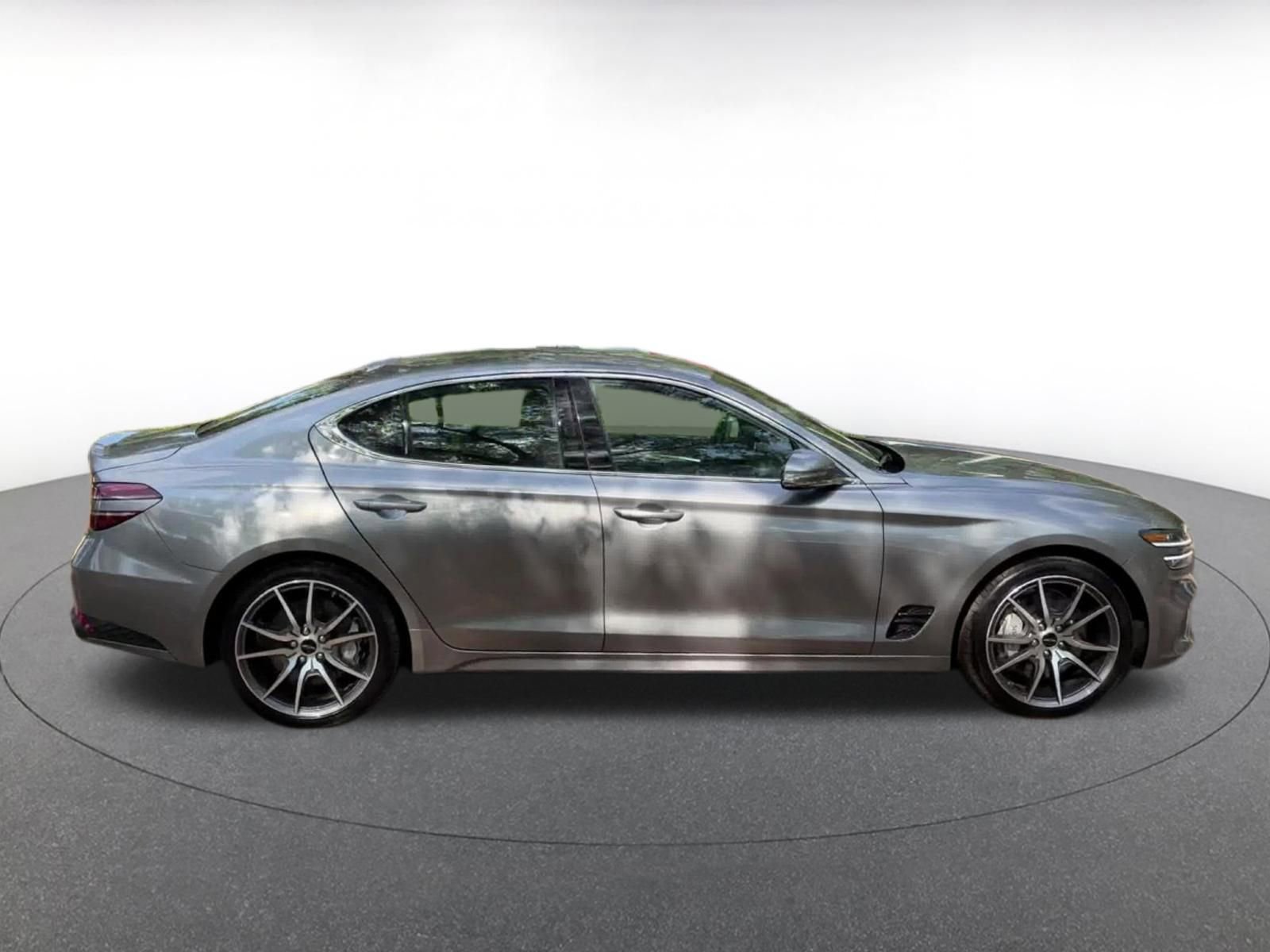 Thumbnail: 2025 Genesis G70 - 16