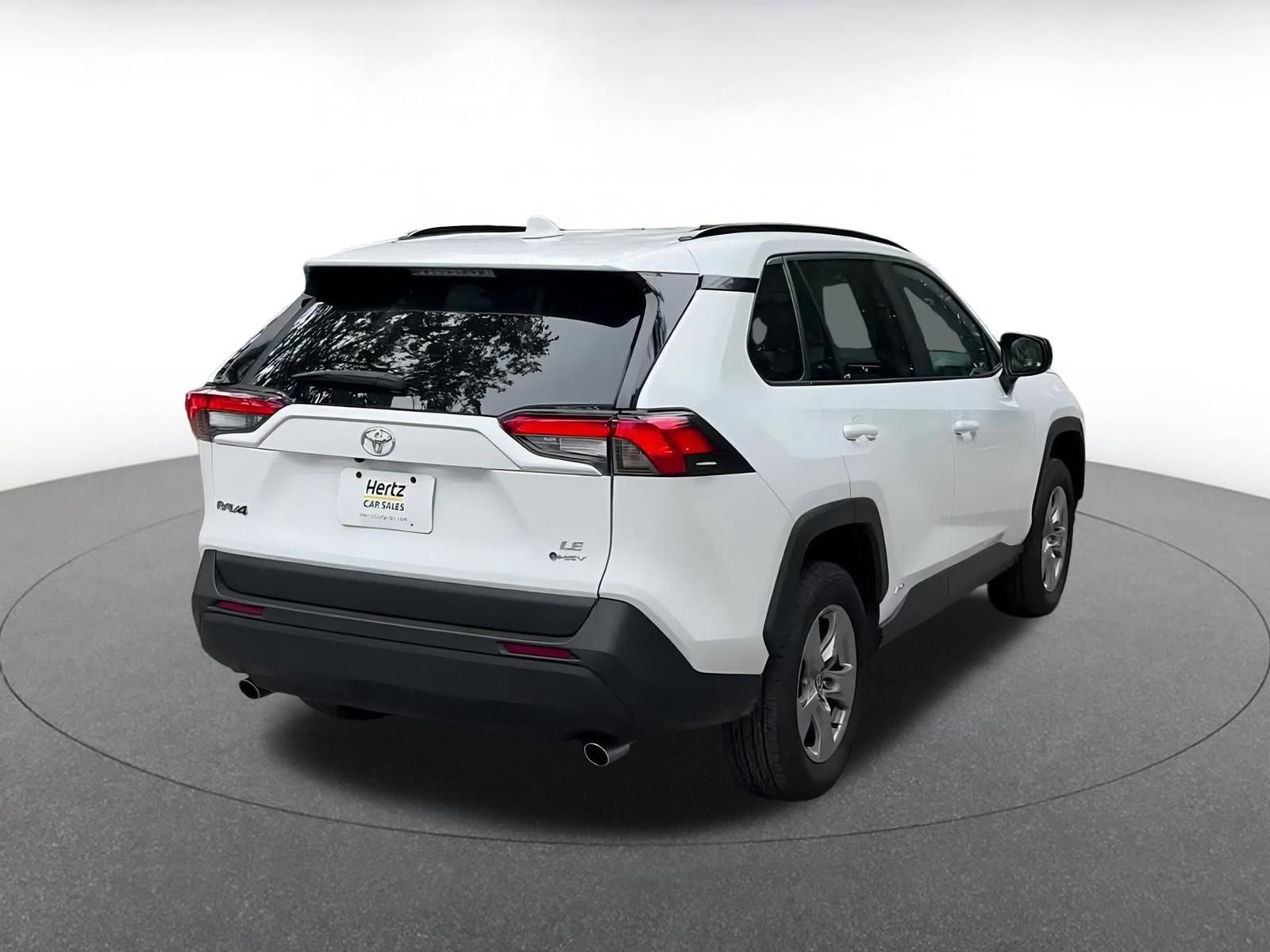 Thumbnail: 2025 Toyota RAV4 - 14