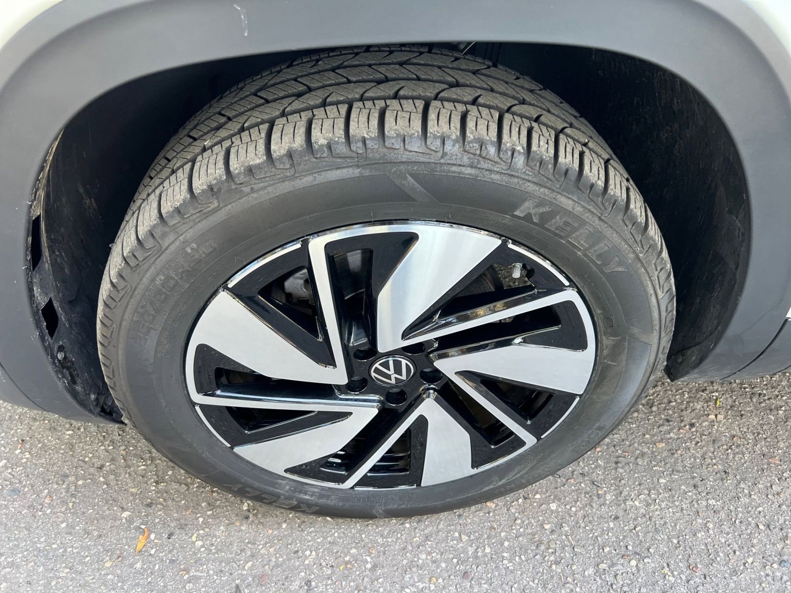 Thumbnail: 2025 Volkswagen Atlas - 23