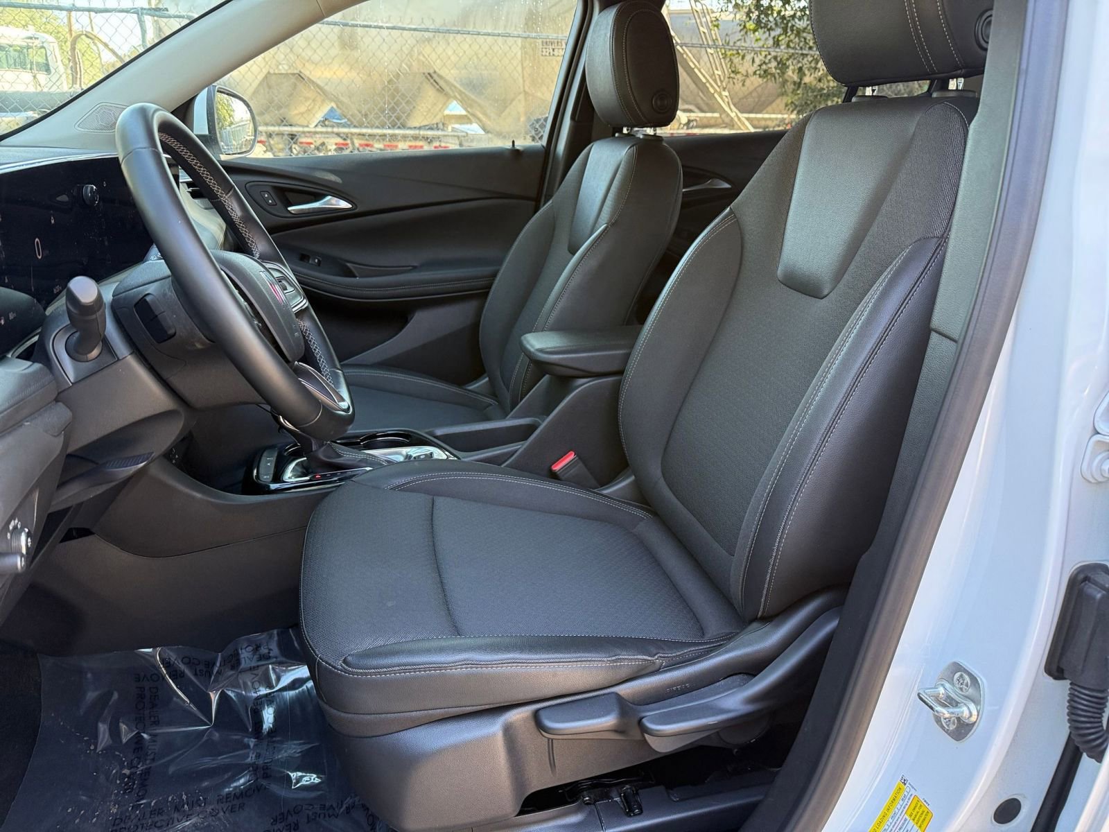 Thumbnail: 2025 Buick Encore GX - 30