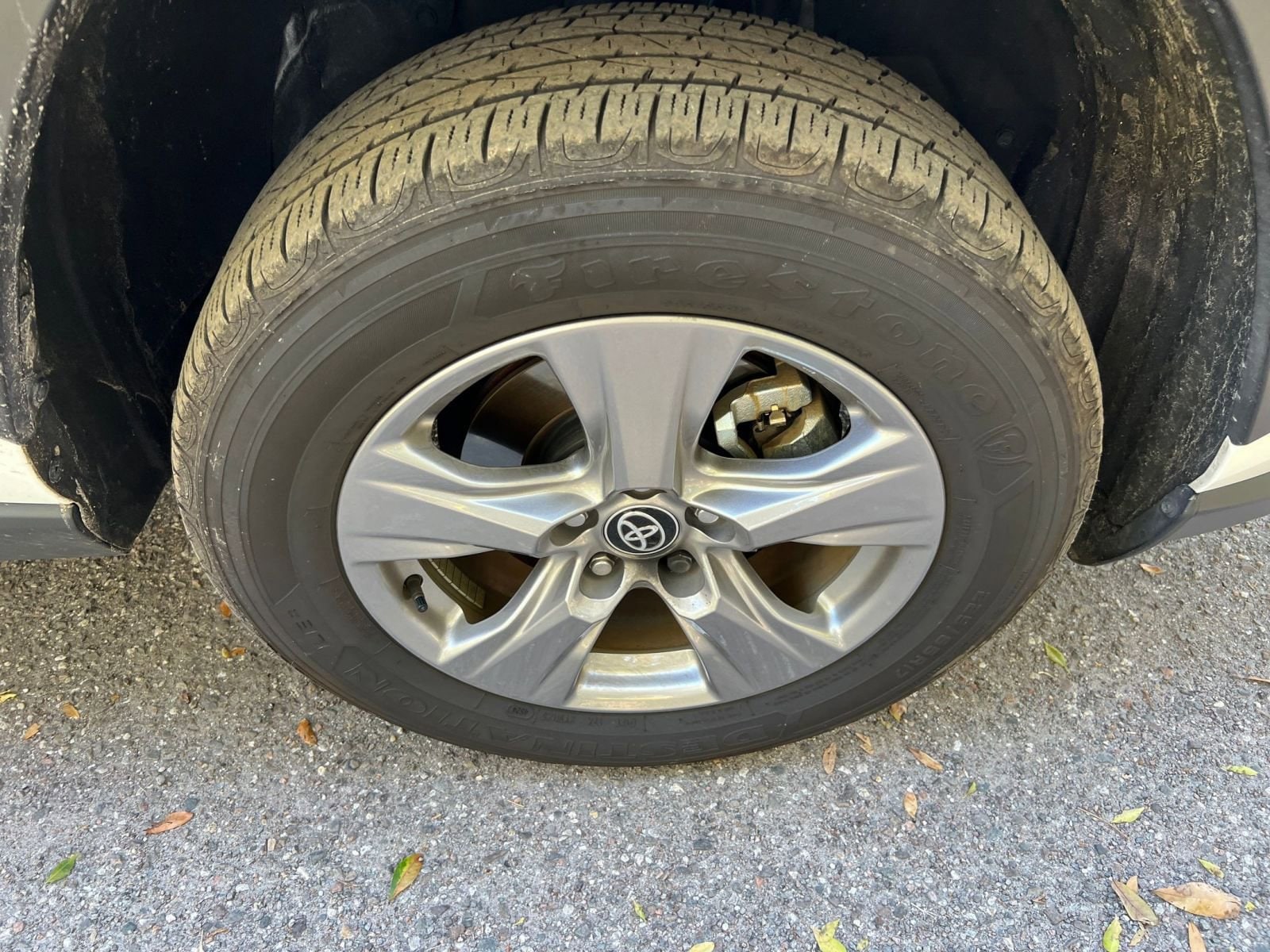 Thumbnail: 2025 Toyota RAV4 - 23