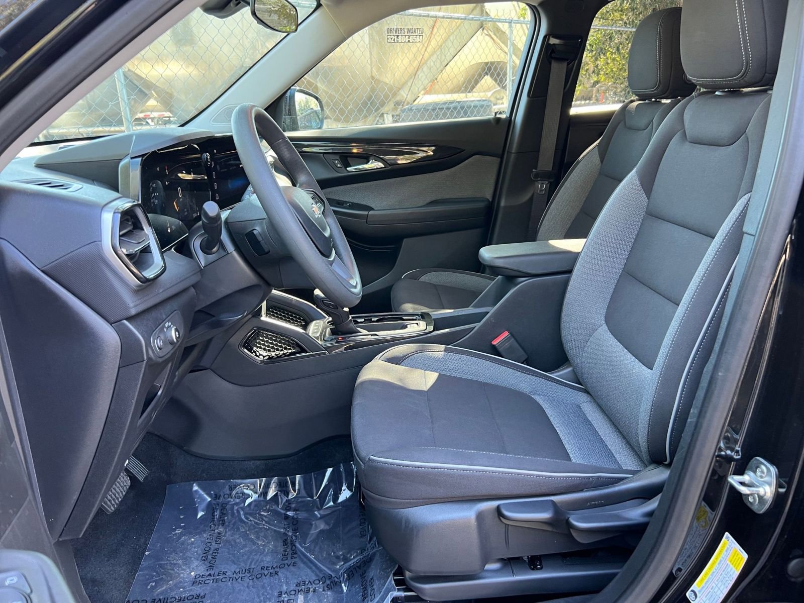 Thumbnail: 2025 Chevrolet TrailBlazer - 21