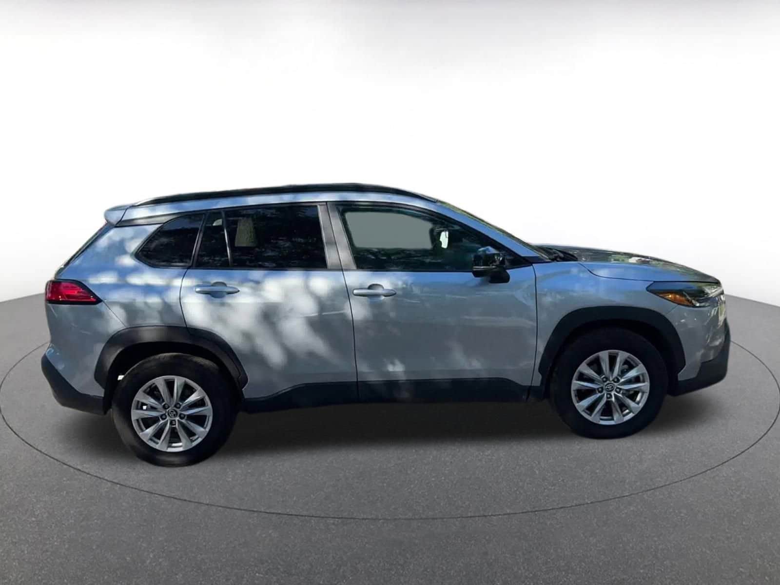 Thumbnail: 2025 Toyota Corolla Cross - 16