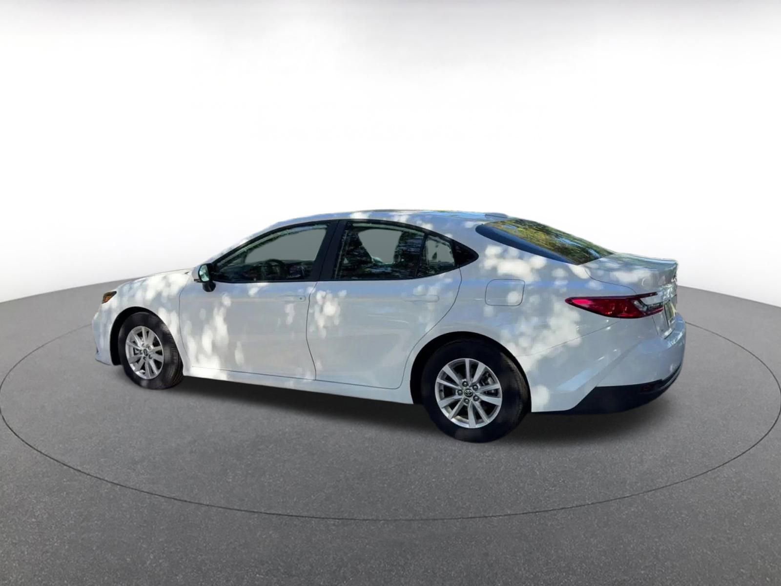 Thumbnail: 2025 Toyota Camry - 10