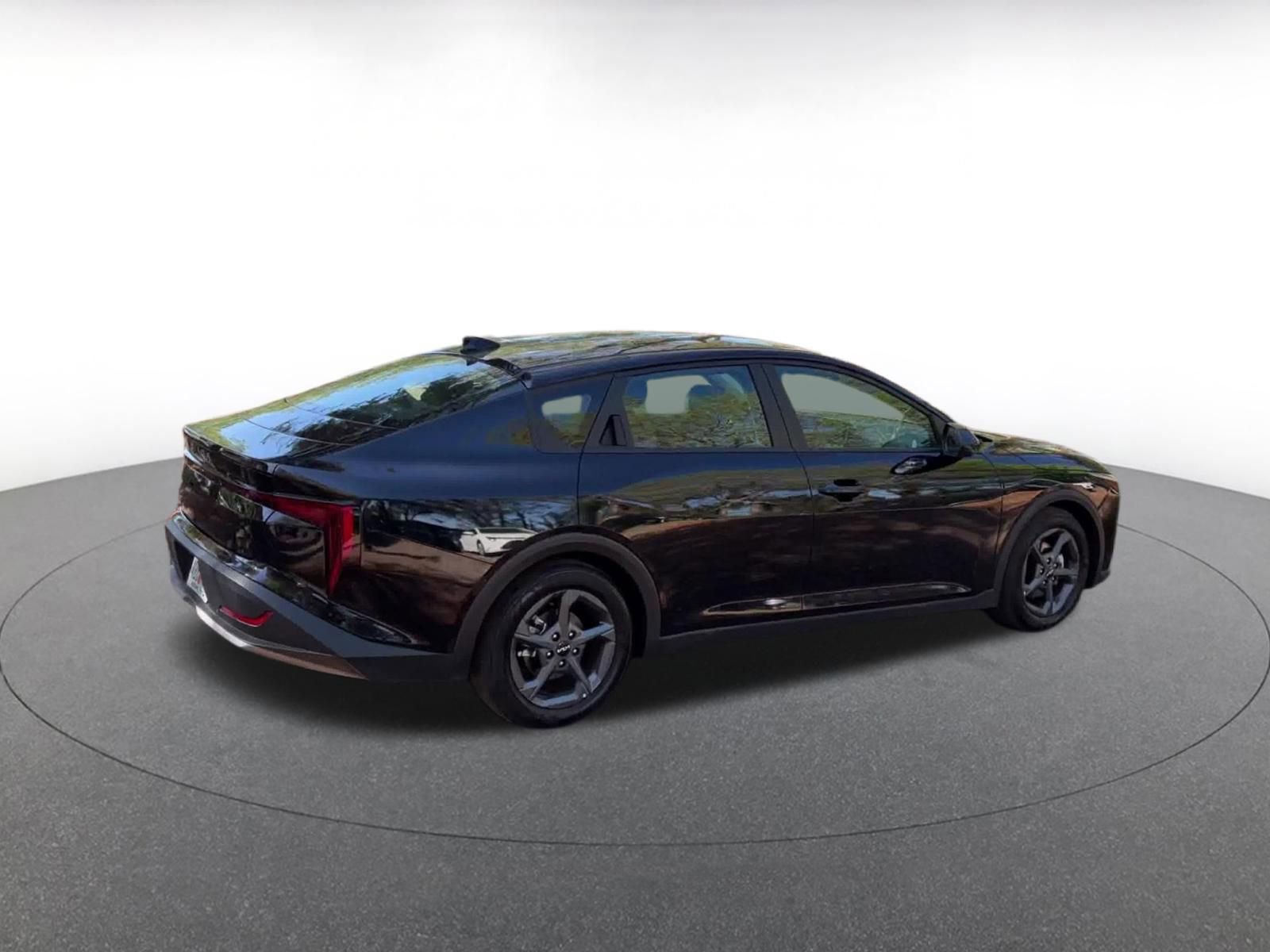 Thumbnail: 2025 Kia K4 - 14