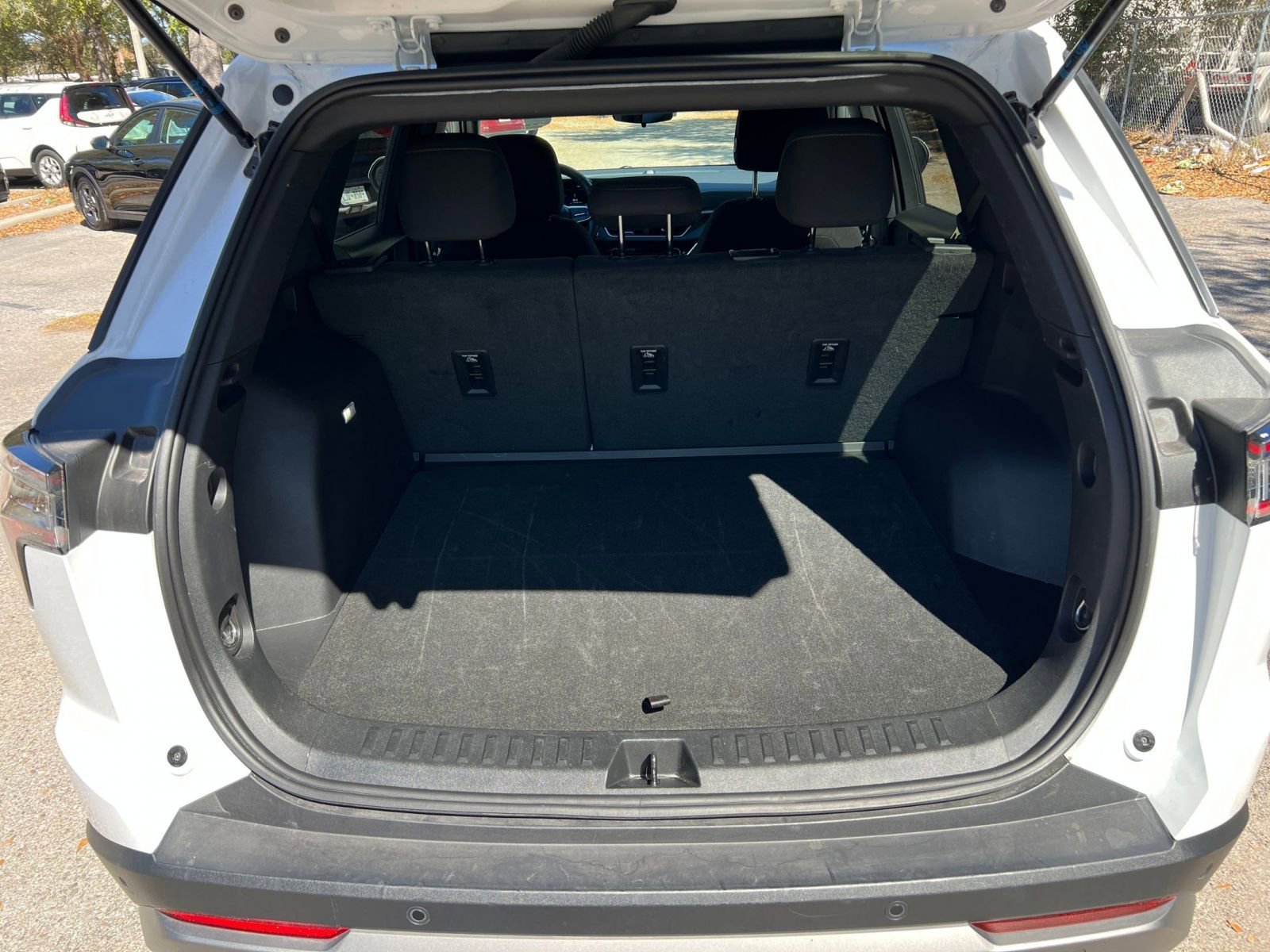 Thumbnail: 2025 Chevrolet Equinox - 28