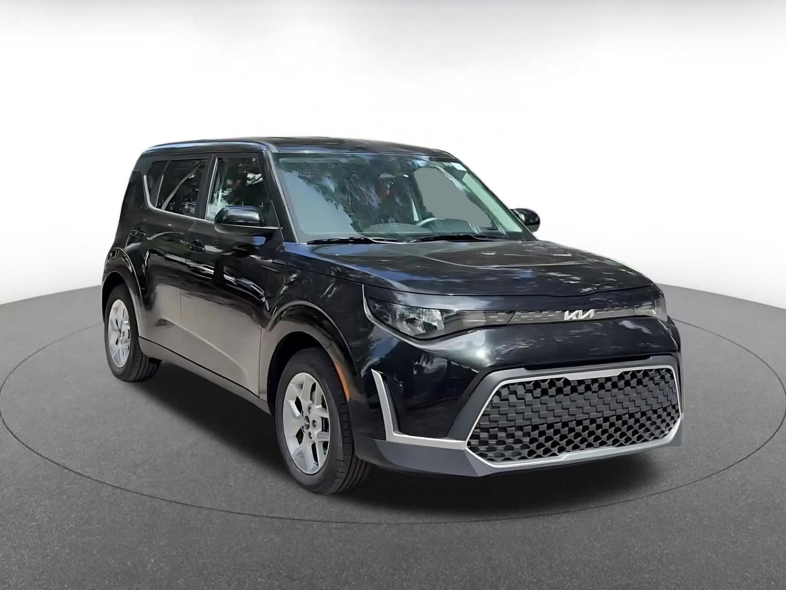Thumbnail: 2025 Kia Soul - 3