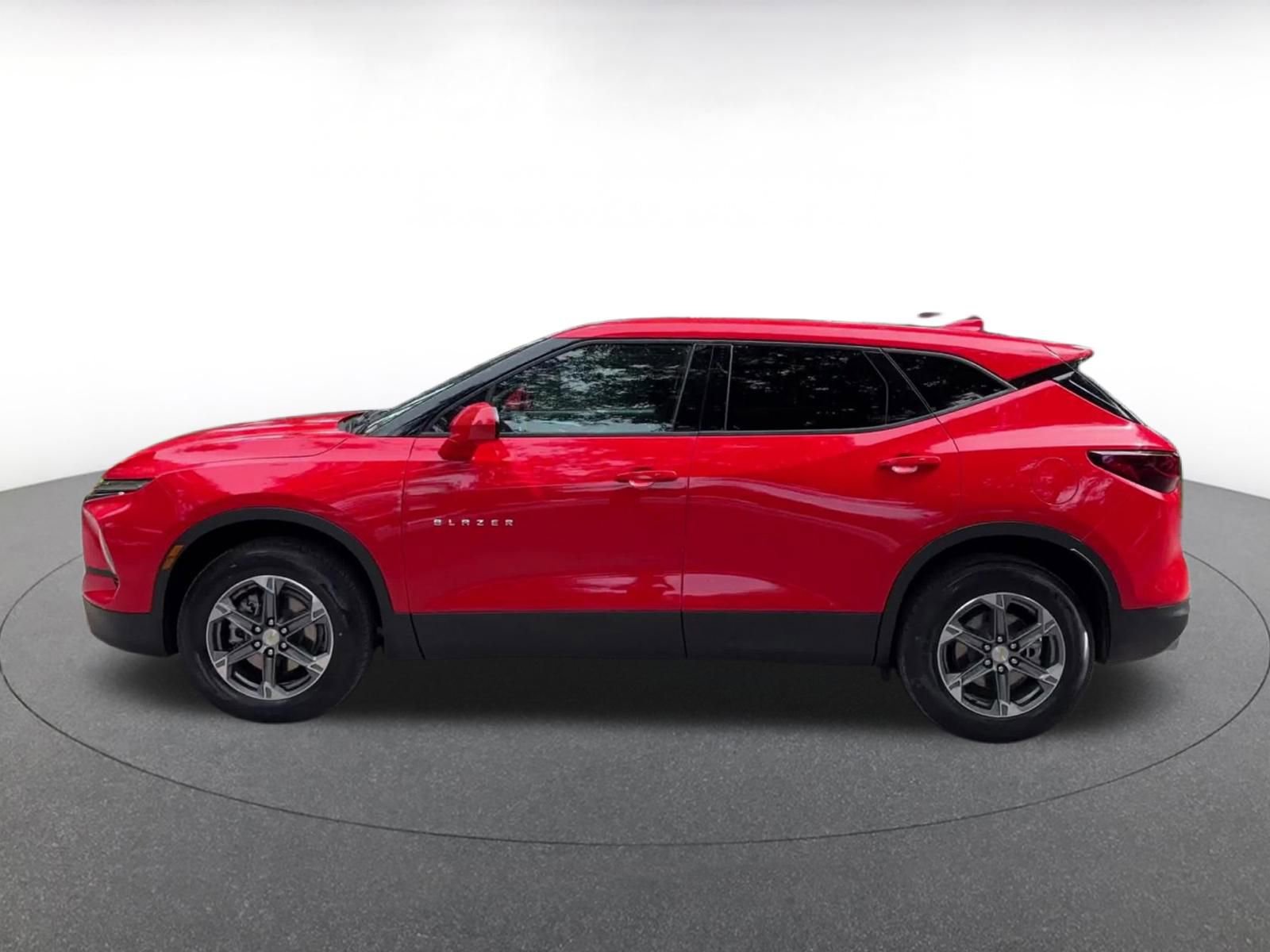 Thumbnail: 2025 Chevrolet Blazer - 9