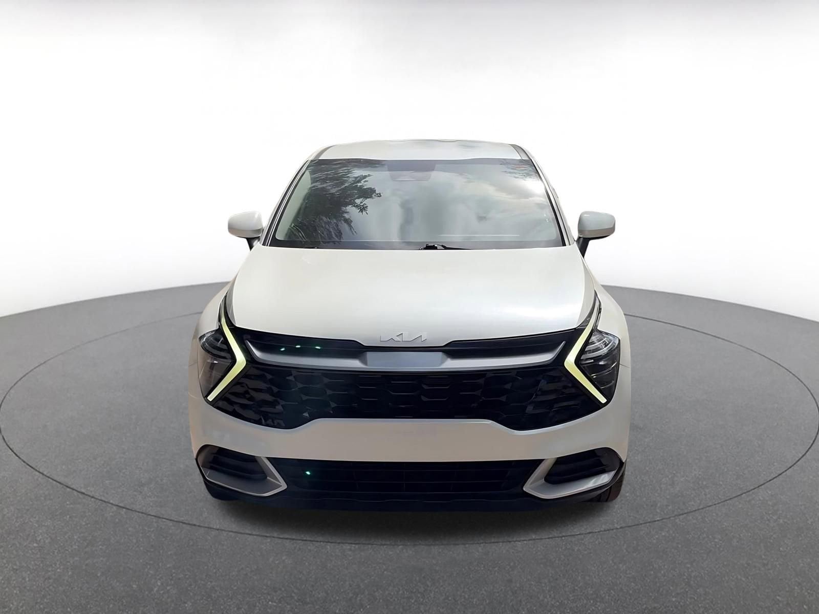 Thumbnail: 2024 Kia Sportage - 4