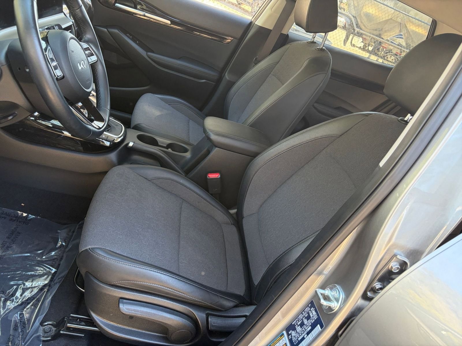 Thumbnail: 2025 Kia Seltos - 32