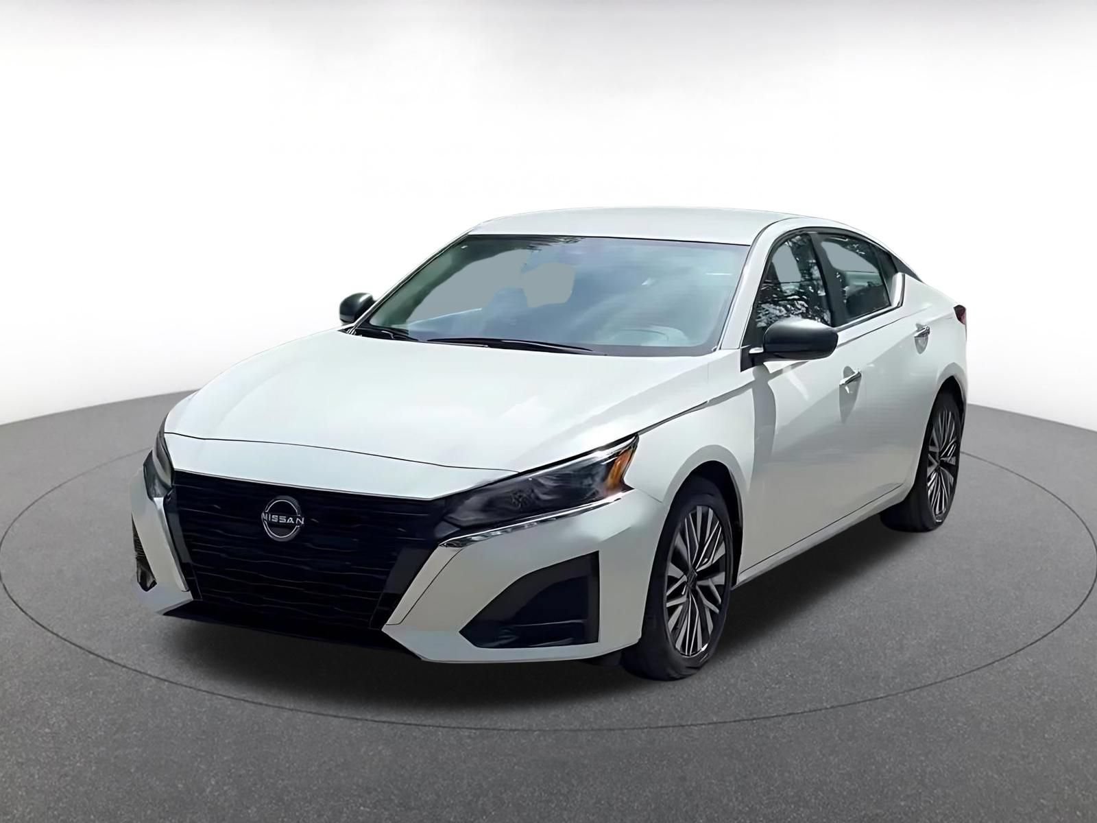 Thumbnail: 2025 Nissan Altima - 7