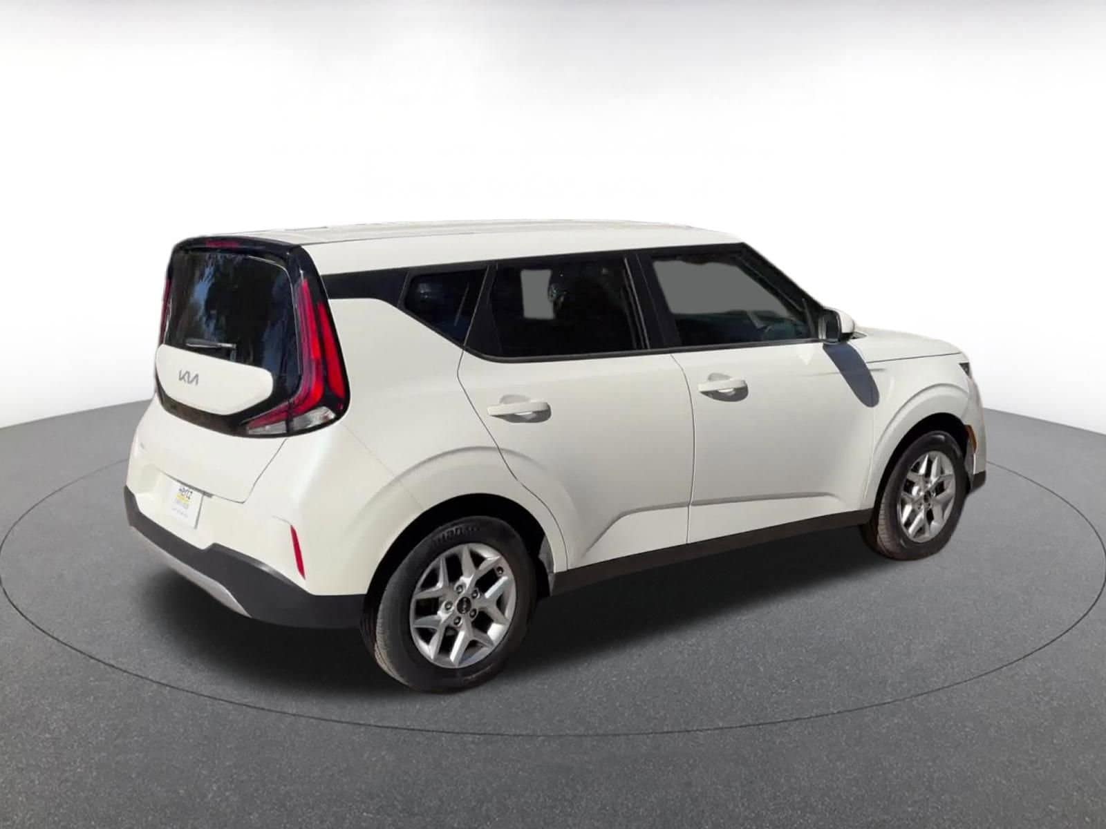 Thumbnail: 2025 Kia Soul - 15