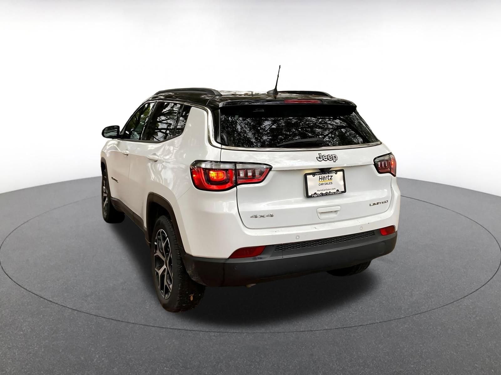 Thumbnail: 2025 Jeep Compass - 5