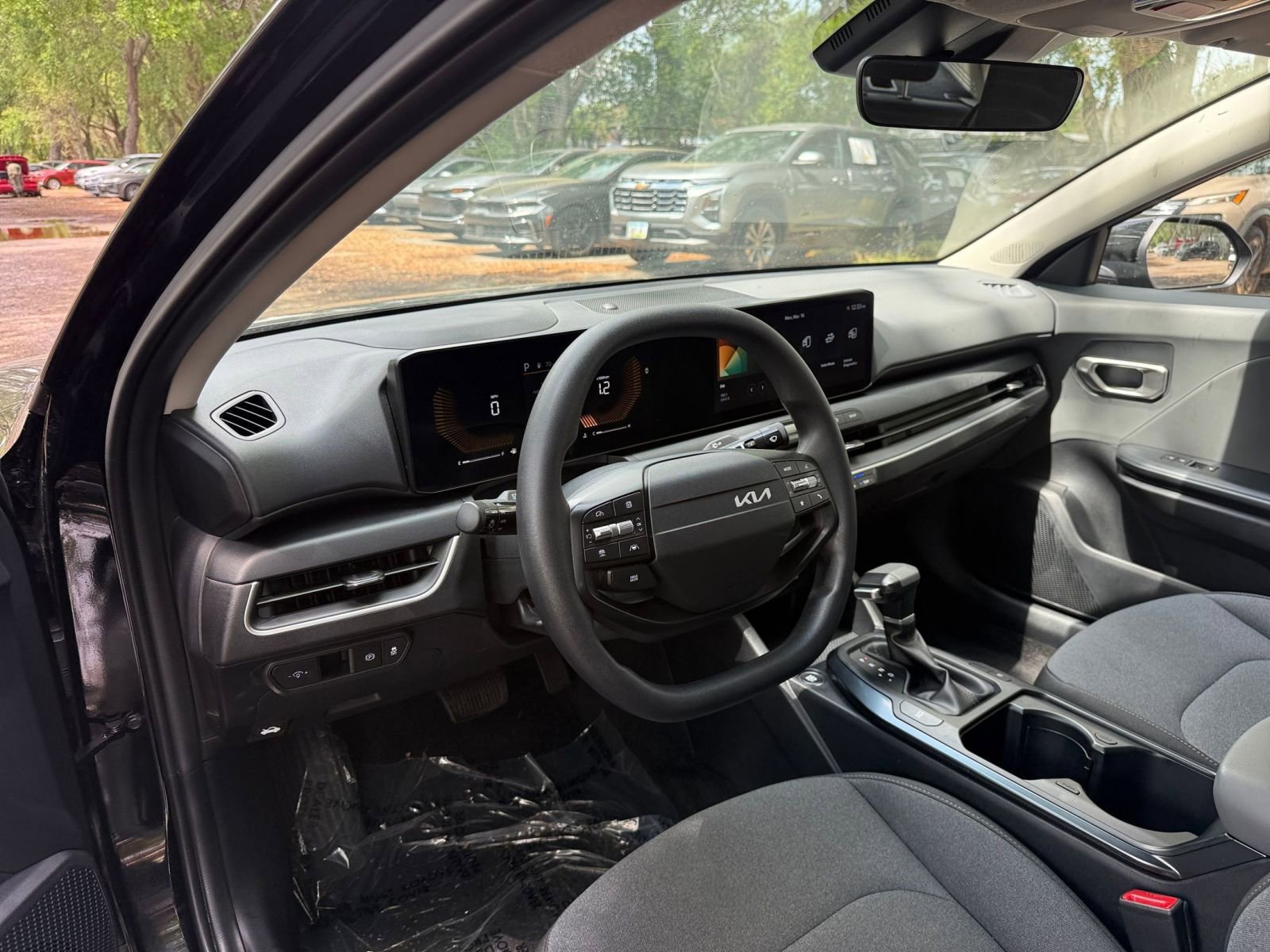 Thumbnail: 2025 Kia K4 - 31