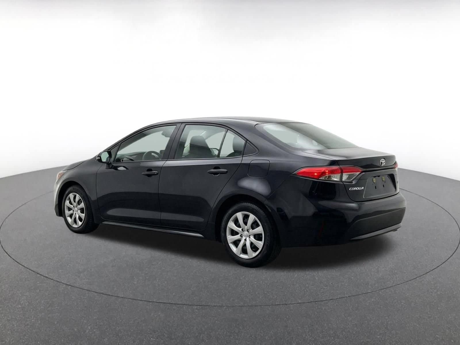 Thumbnail: 2025 Toyota Corolla - 5