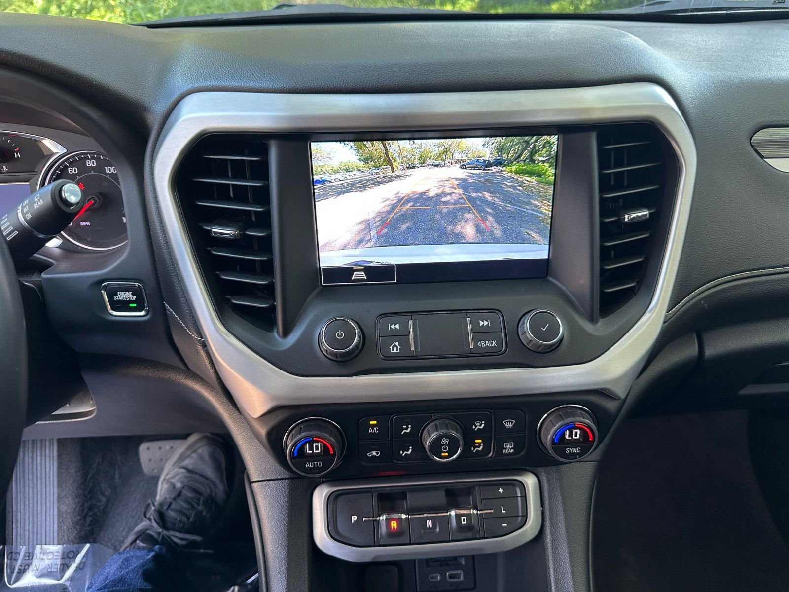 Thumbnail: 2023 GMC Acadia - 17