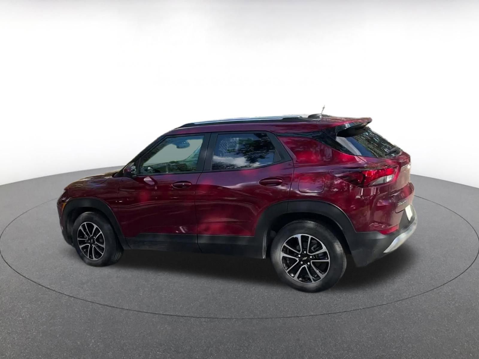 Thumbnail: 2025 Chevrolet TrailBlazer - 10