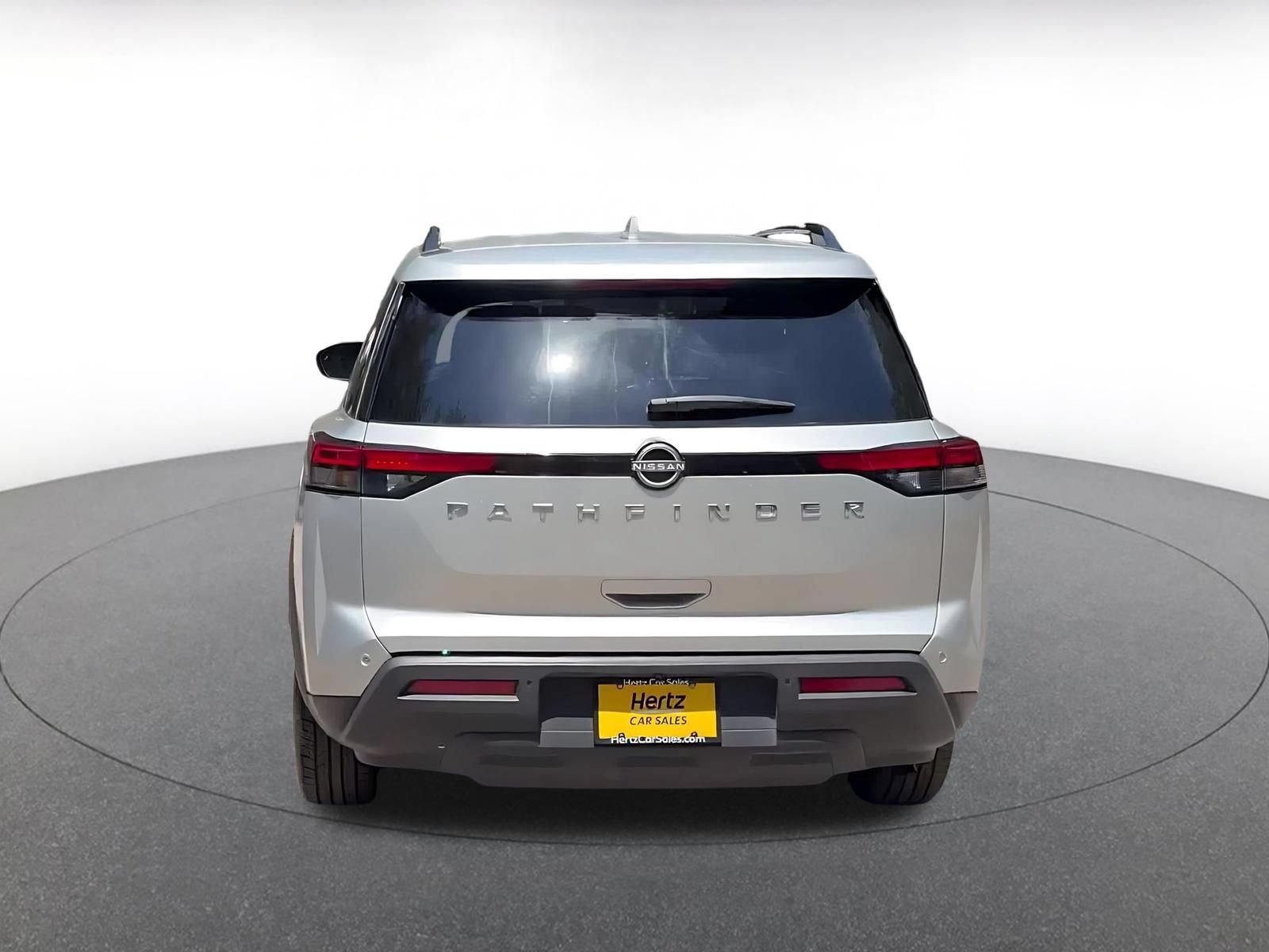Thumbnail: 2025 Nissan Pathfinder - 12
