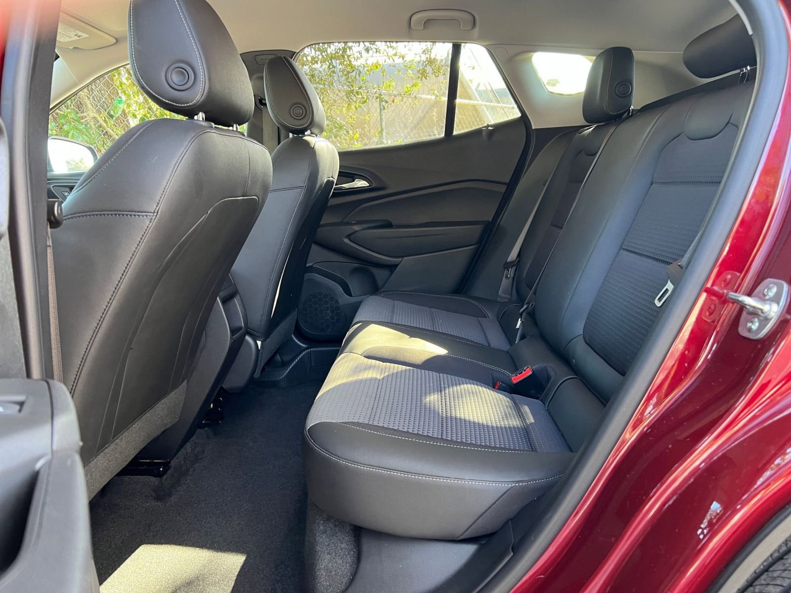 Thumbnail: 2025 Chevrolet Trax - 20