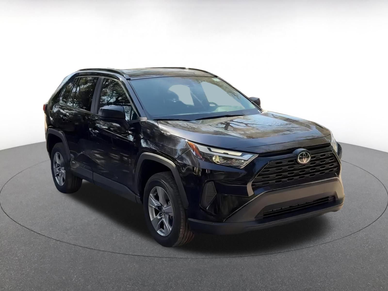 Thumbnail: 2025 Toyota RAV4 - 3