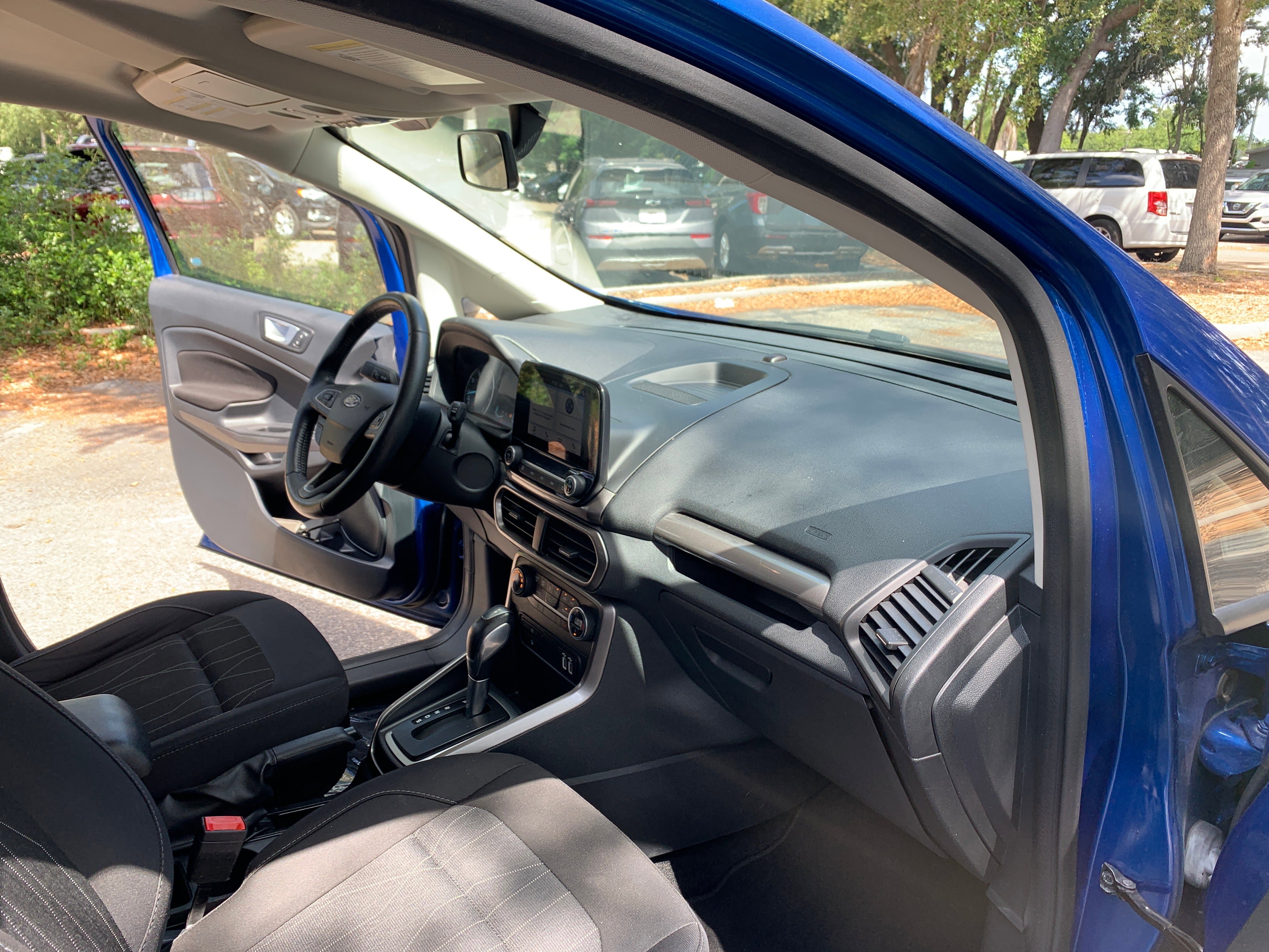 2019 Ford EcoSport SE 29