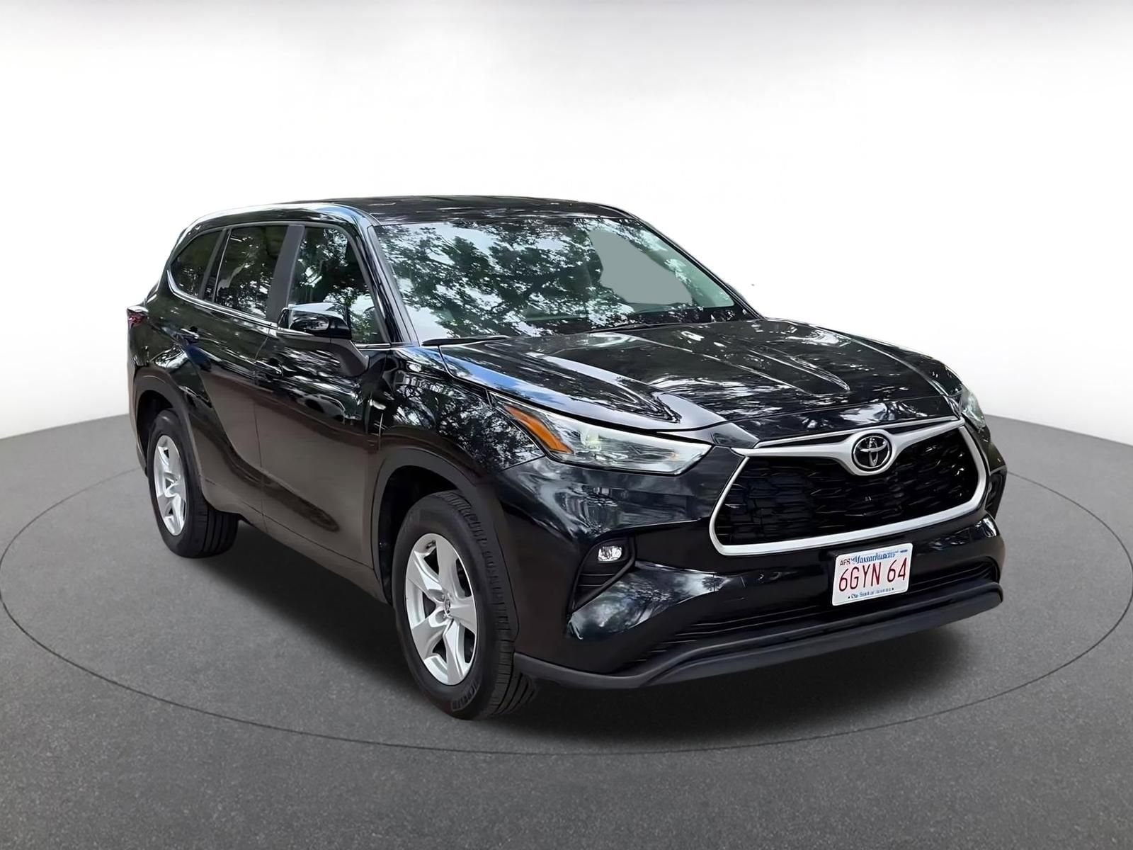Thumbnail: 2025 Toyota Highlander - 3