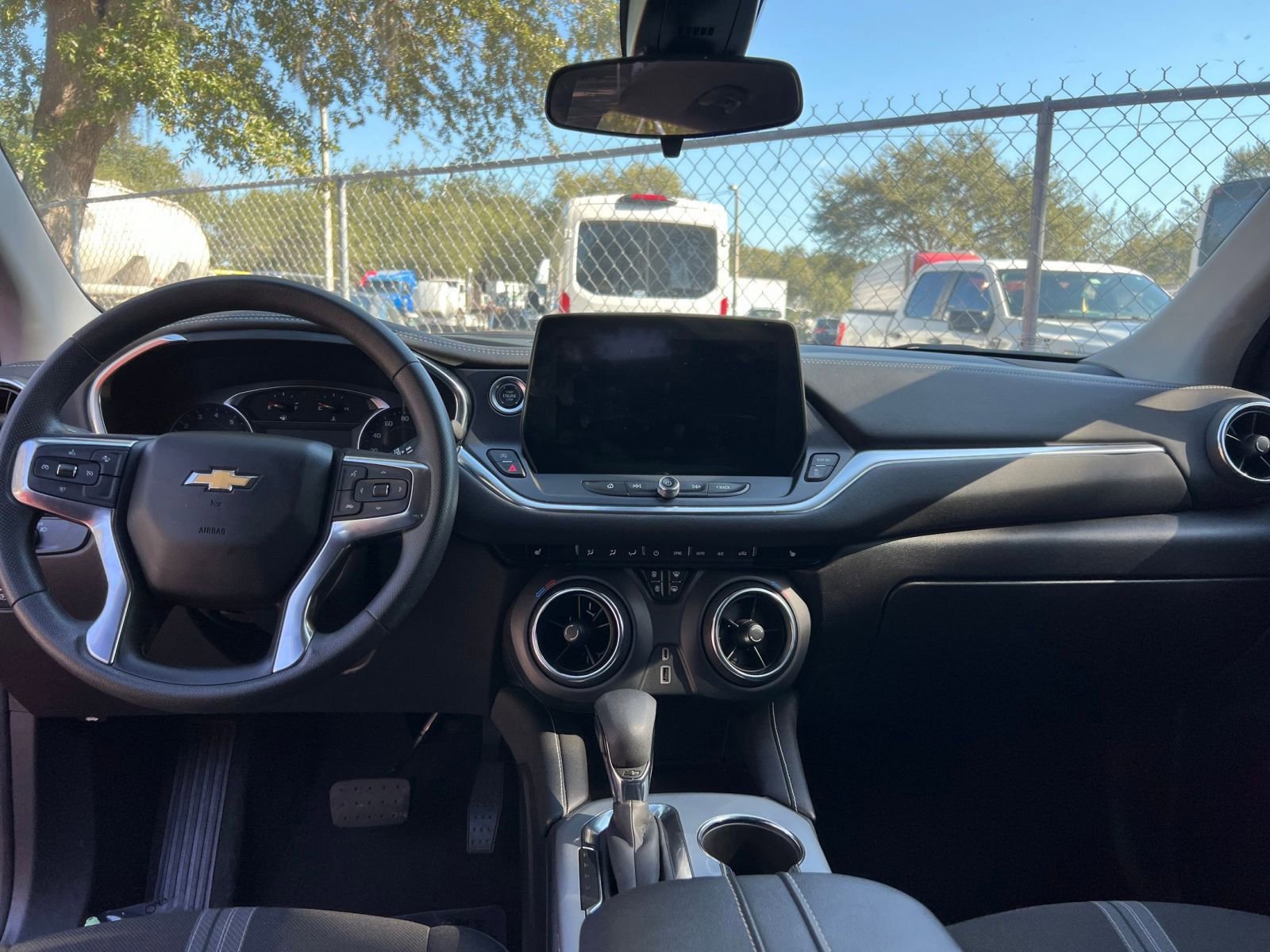 Thumbnail: 2025 Chevrolet Blazer - 27