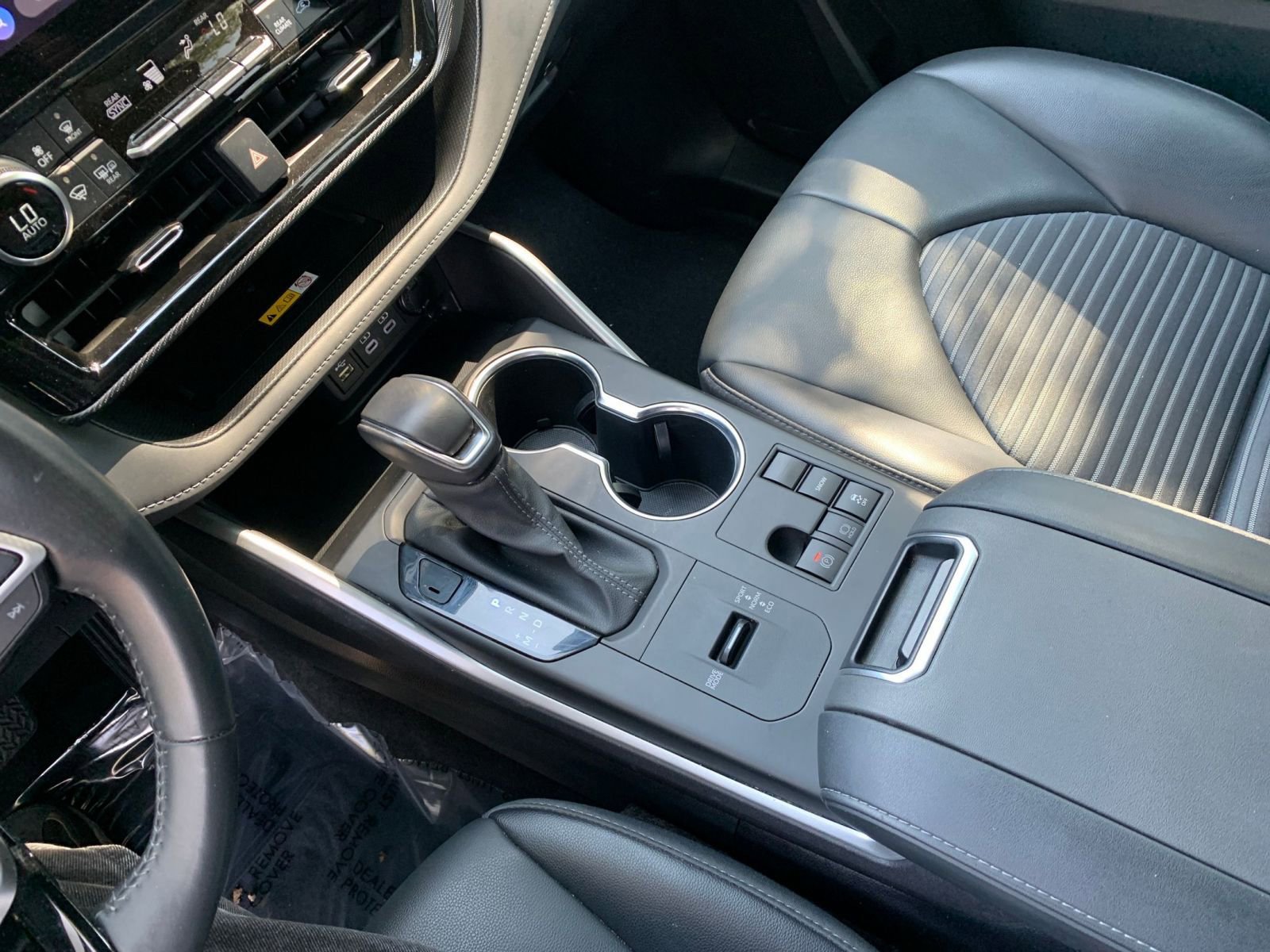 Thumbnail: 2024 Toyota Highlander - 35