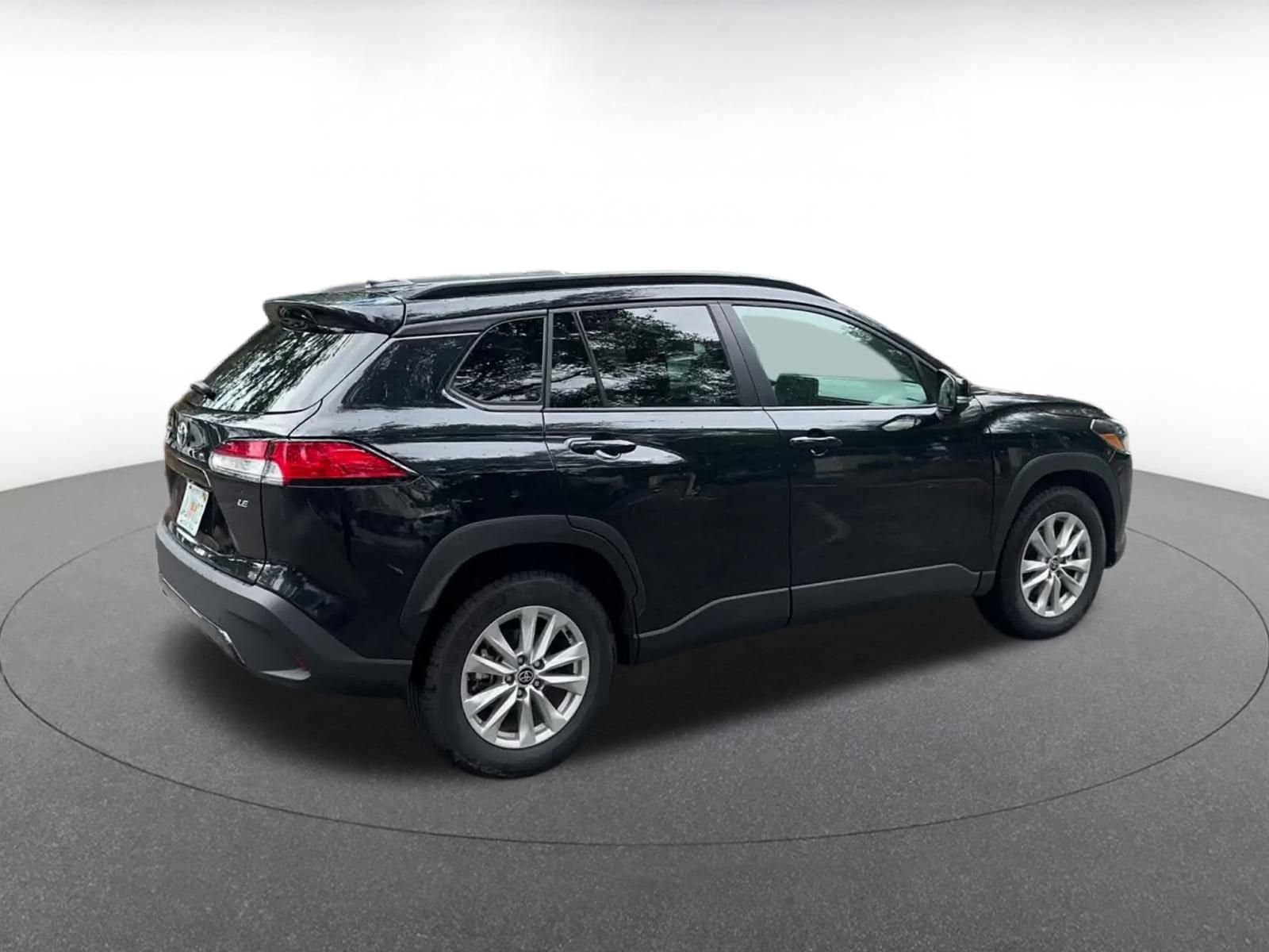 Thumbnail: 2025 Toyota Corolla Cross - 15