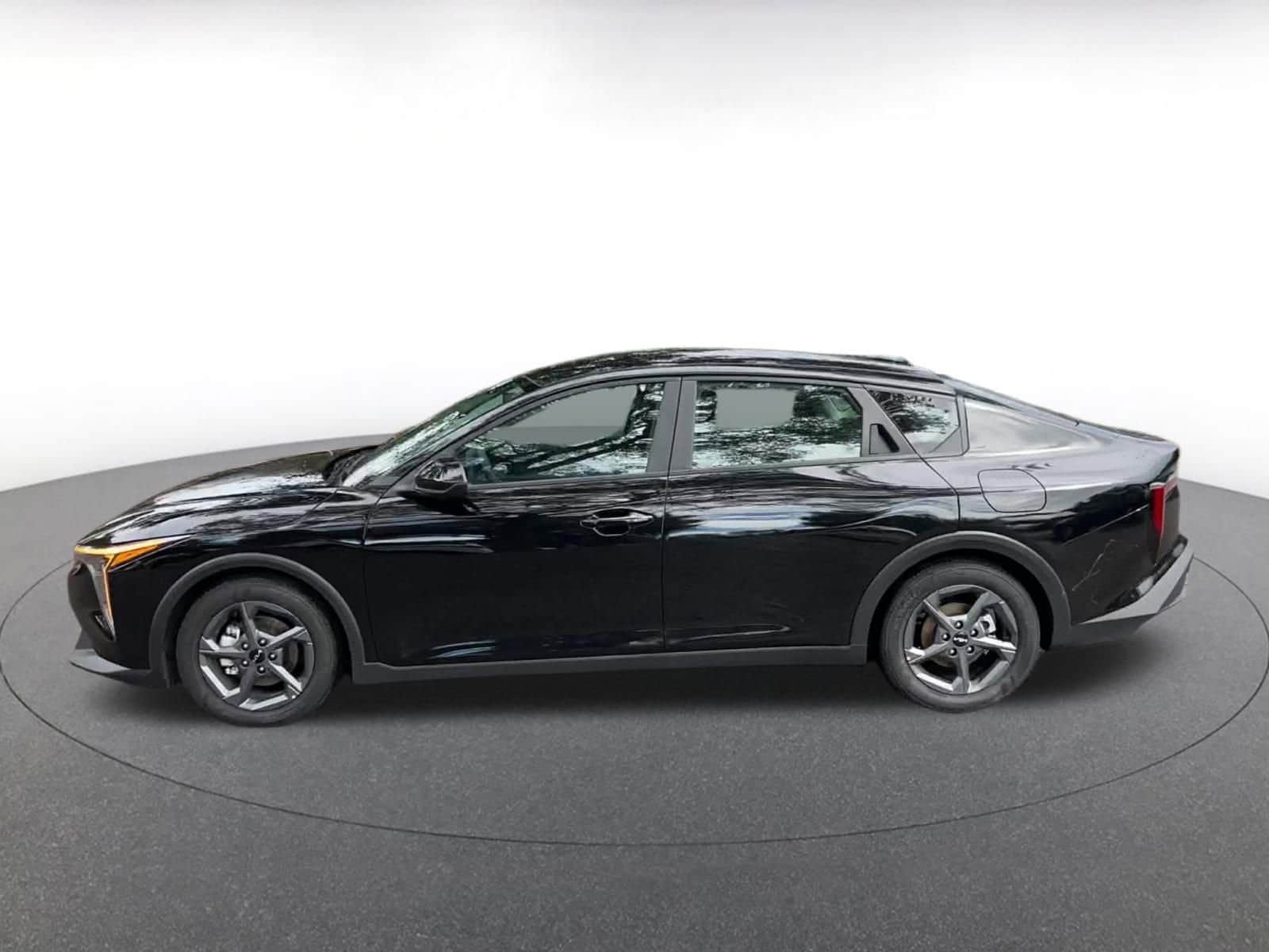 Thumbnail: 2025 Kia K4 - 9