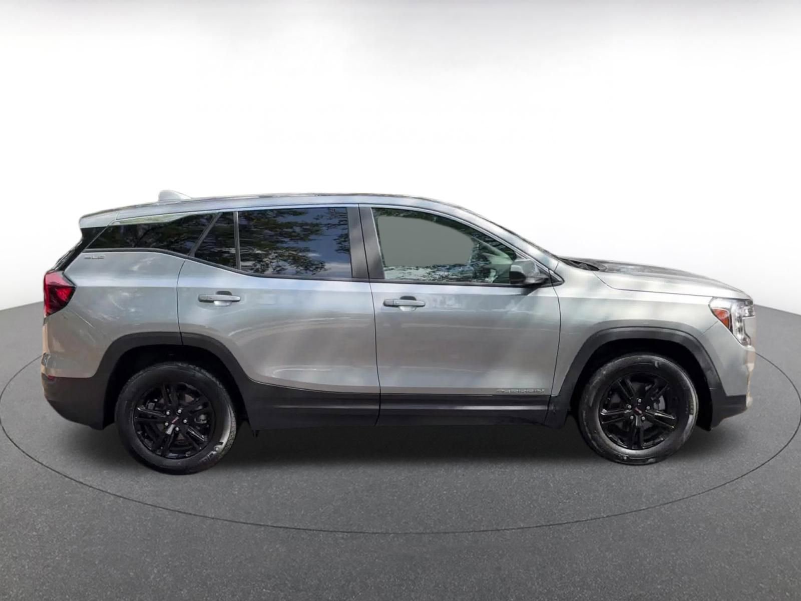 Thumbnail: 2024 GMC Terrain - 16