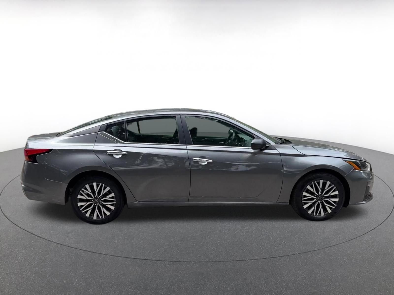 Thumbnail: 2025 Nissan Altima - 16