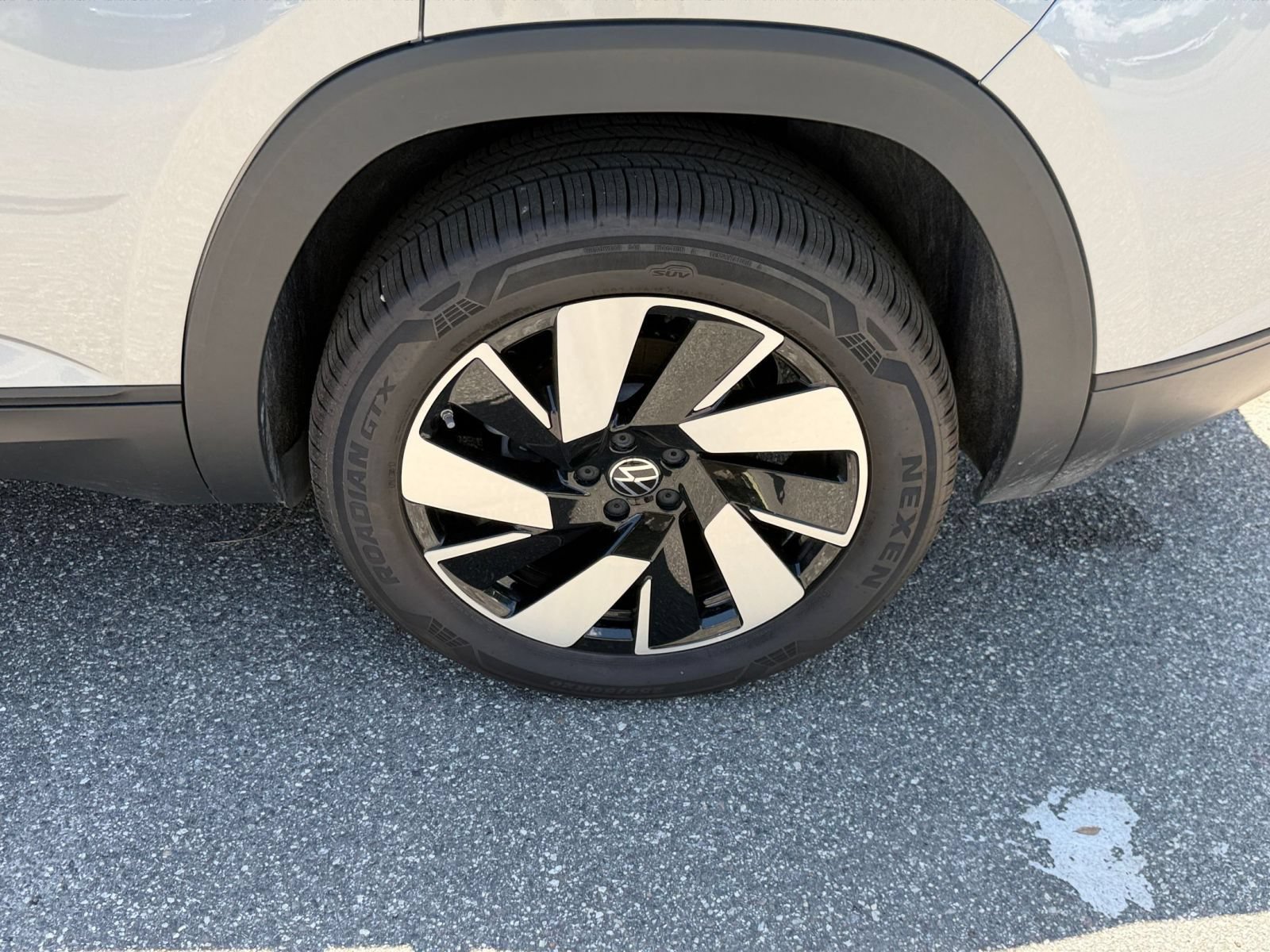Thumbnail: 2026 Volkswagen Atlas - 30