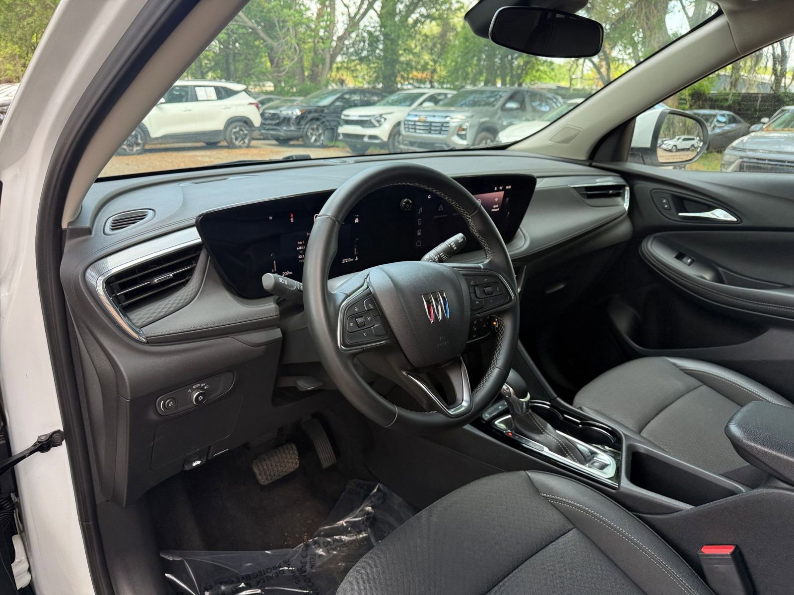 Thumbnail: 2025 Buick Encore GX - 30