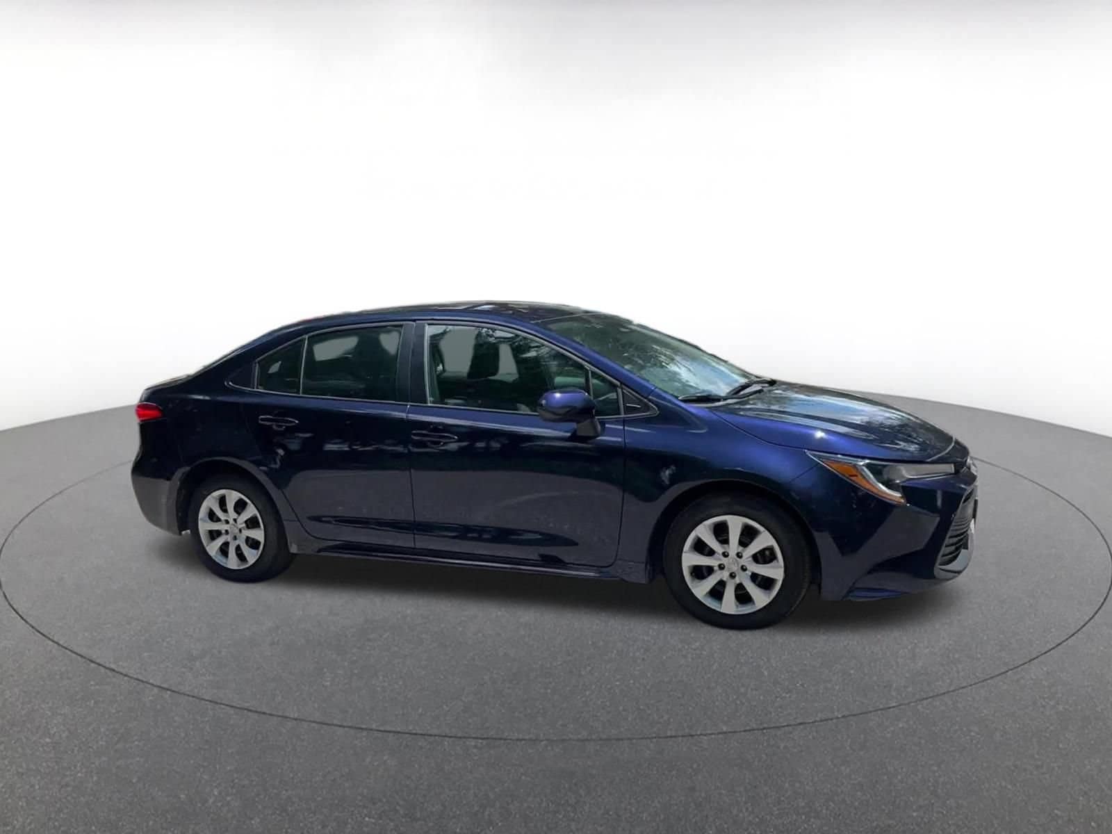 Thumbnail: 2025 Toyota Corolla - 2