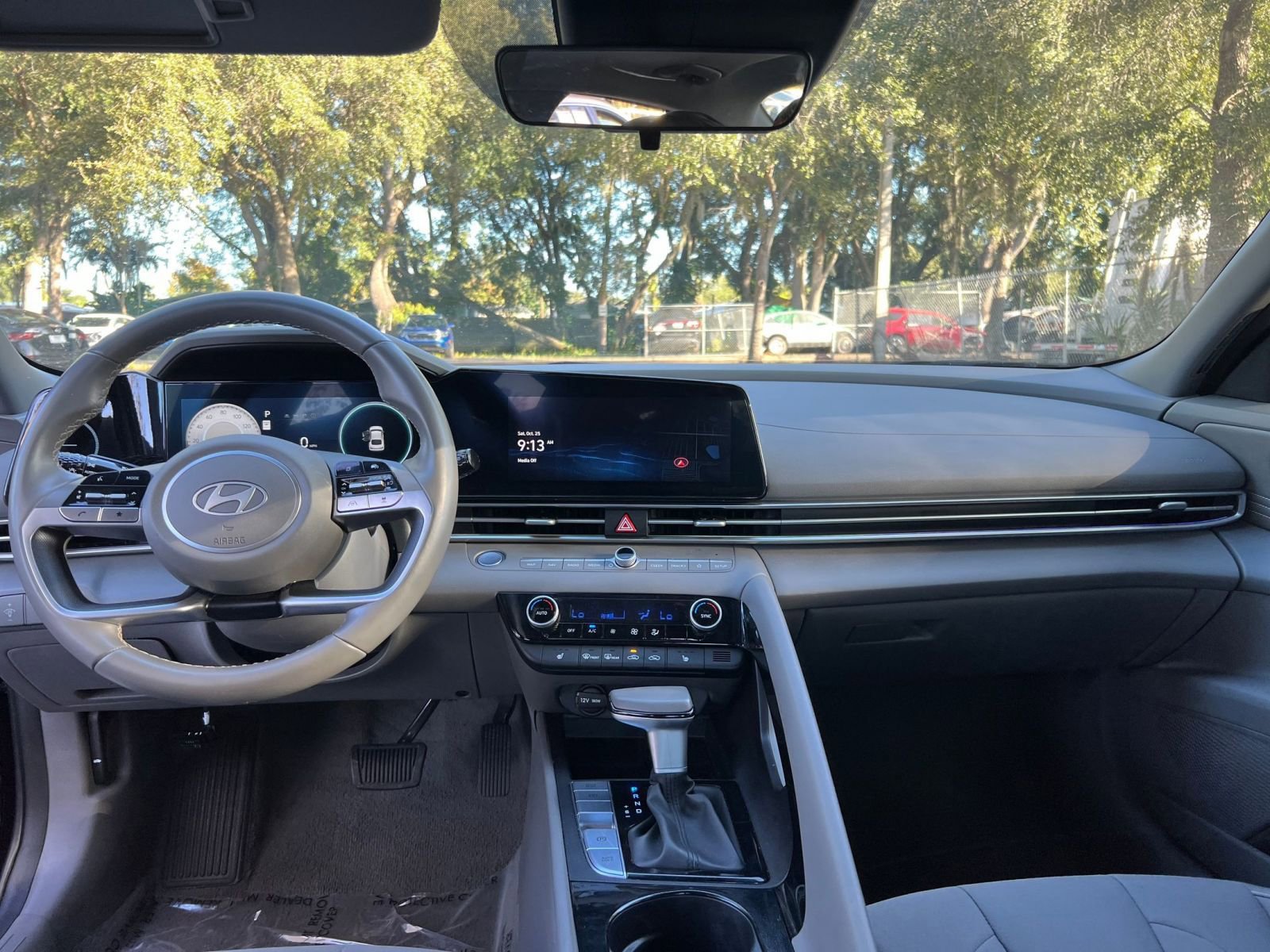 Thumbnail: 2025 Hyundai Elantra - 27