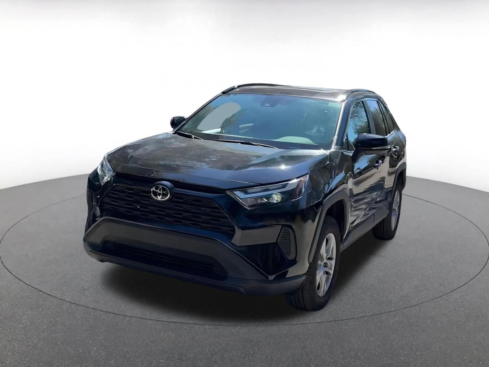 Thumbnail: 2025 Toyota RAV4 - 7