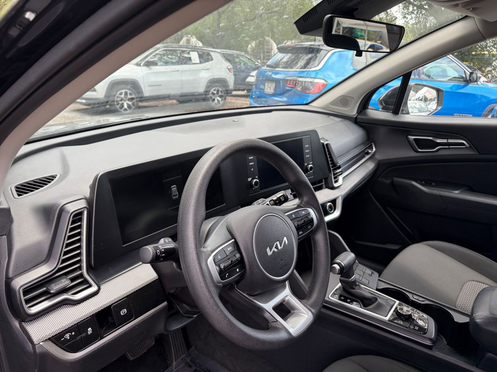 Thumbnail: 2025 Kia Sportage - 32