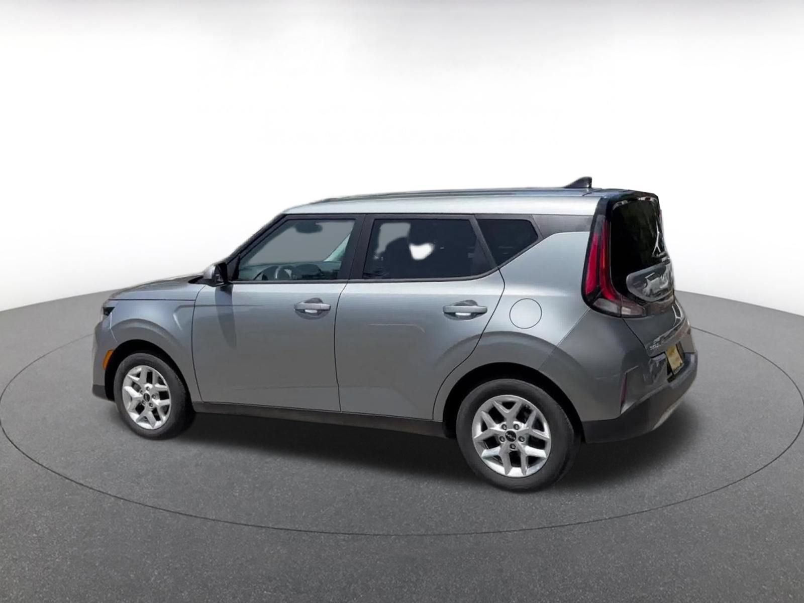 Thumbnail: 2025 Kia Soul - 10