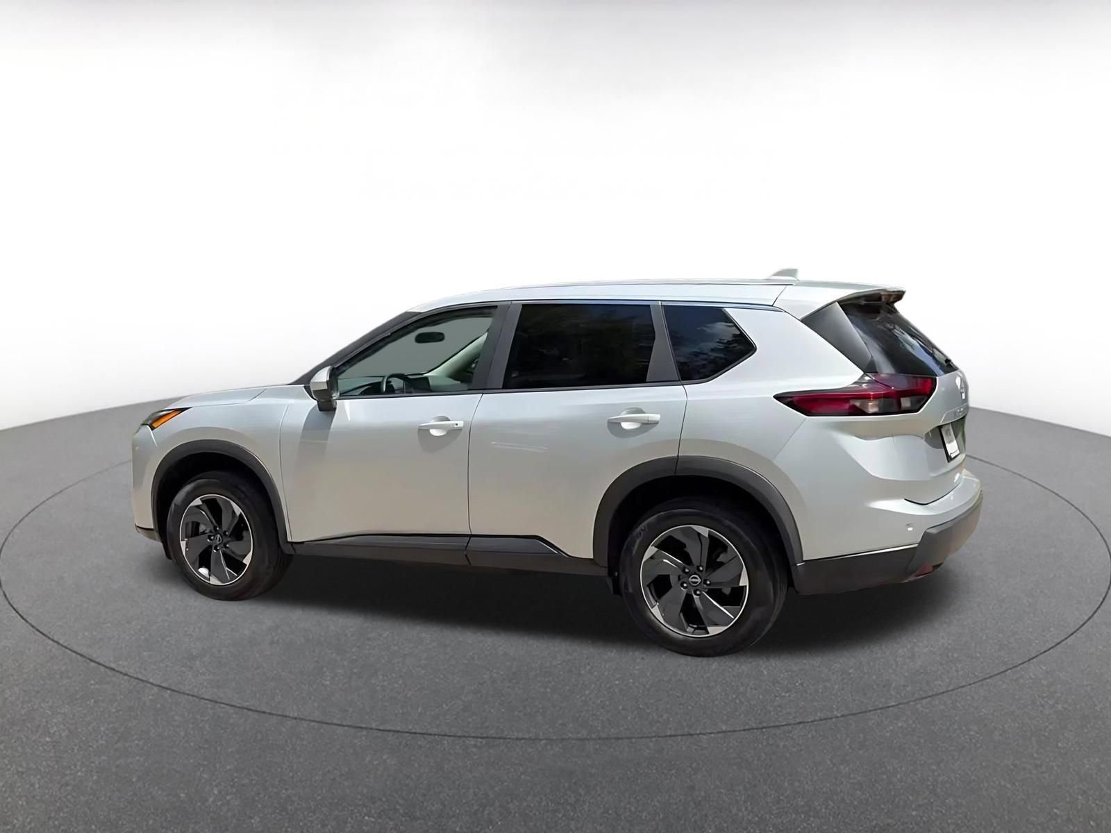 Thumbnail: 2025 Nissan Rogue - 11
