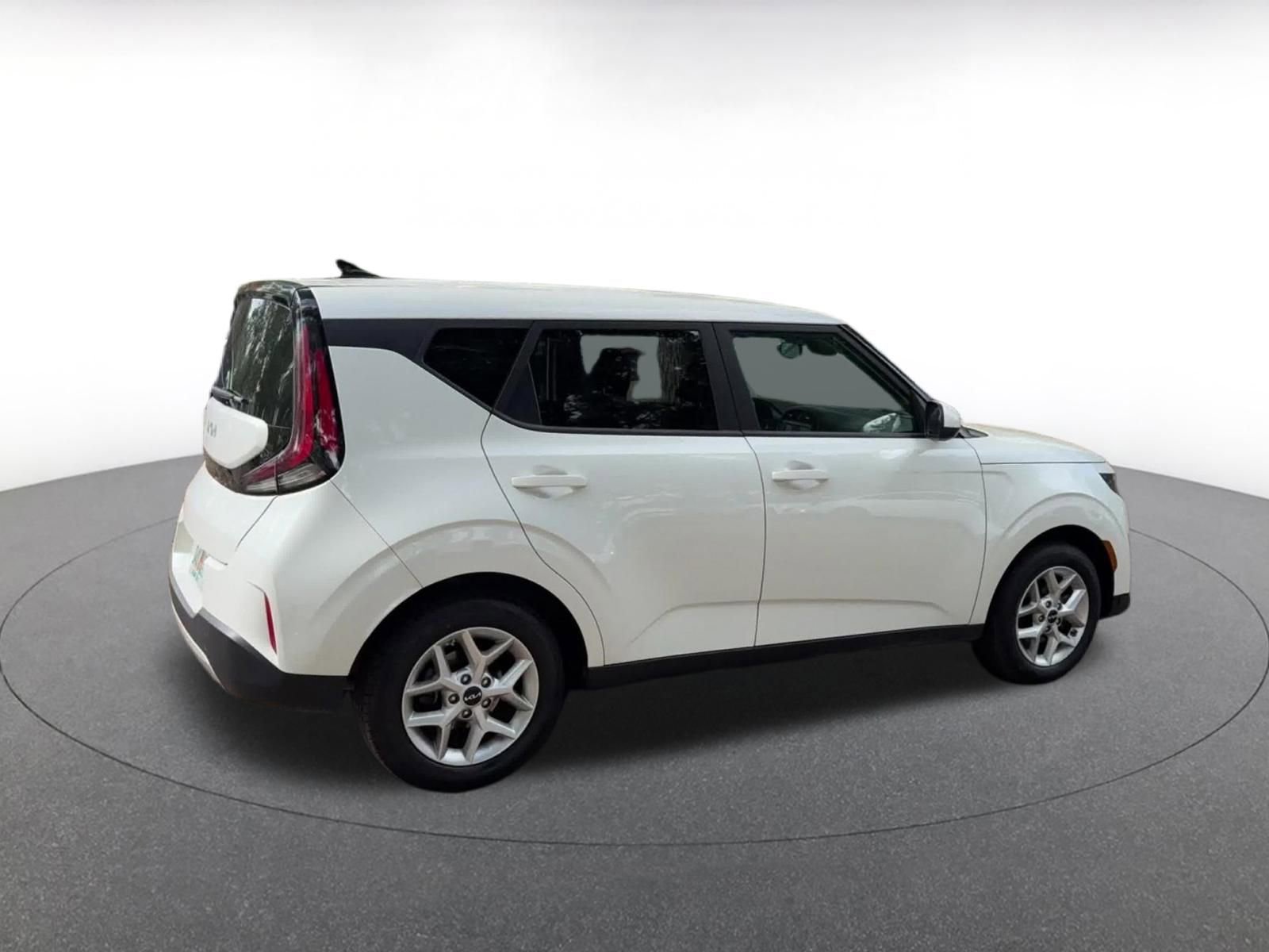 Thumbnail: 2025 Kia Soul - 15