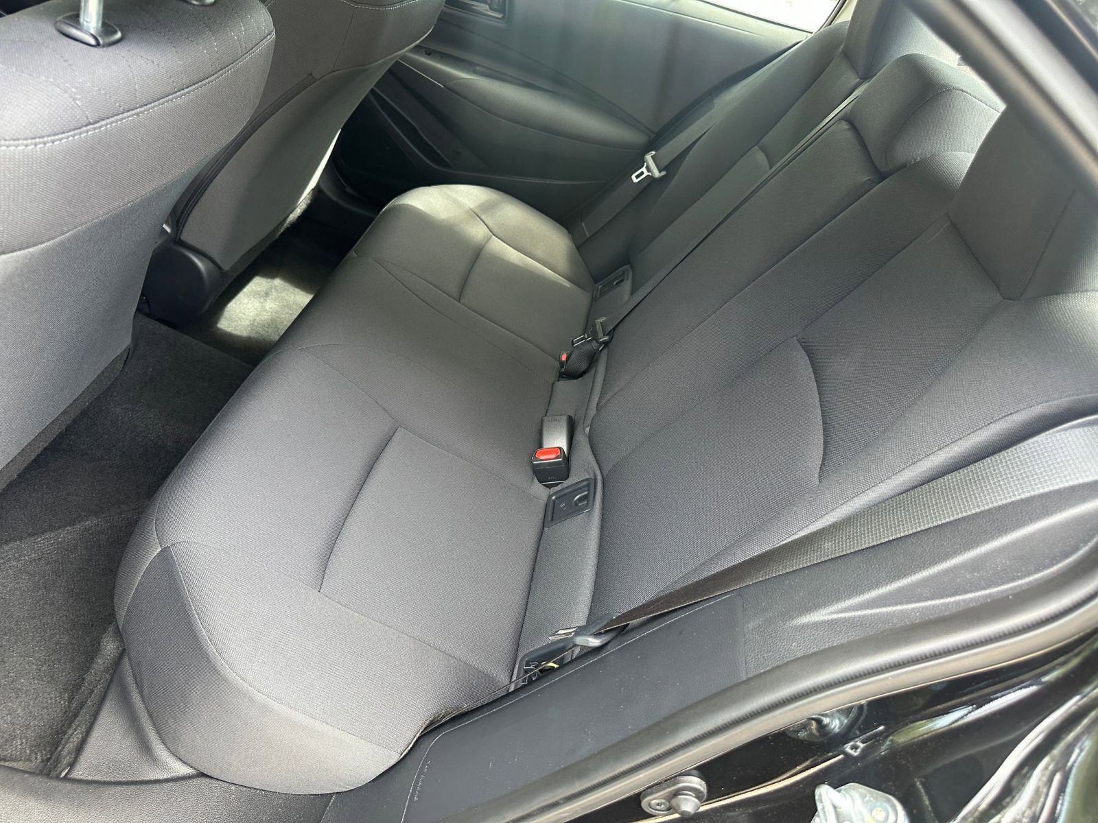 Thumbnail: 2025 Toyota Corolla - 31